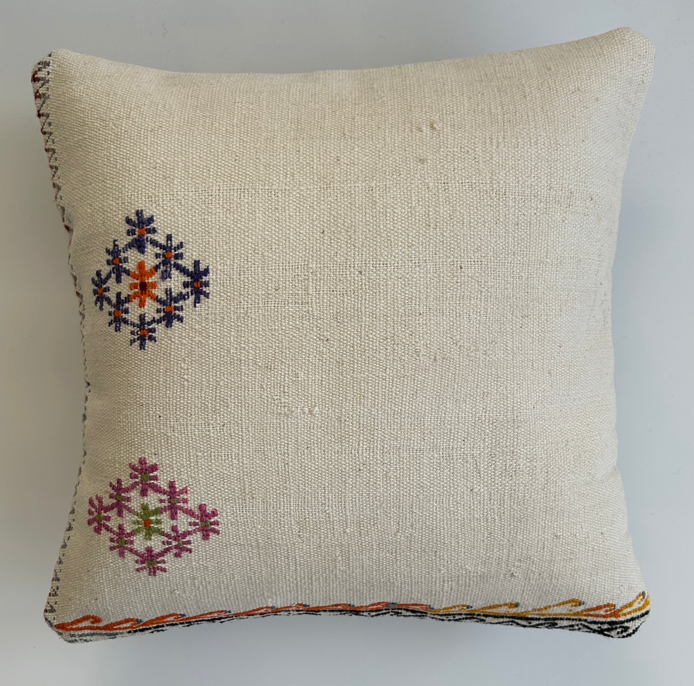 Handmade Textured Cream Turkish Rug Cushion Cover 18''x18'' / 45x44 CM