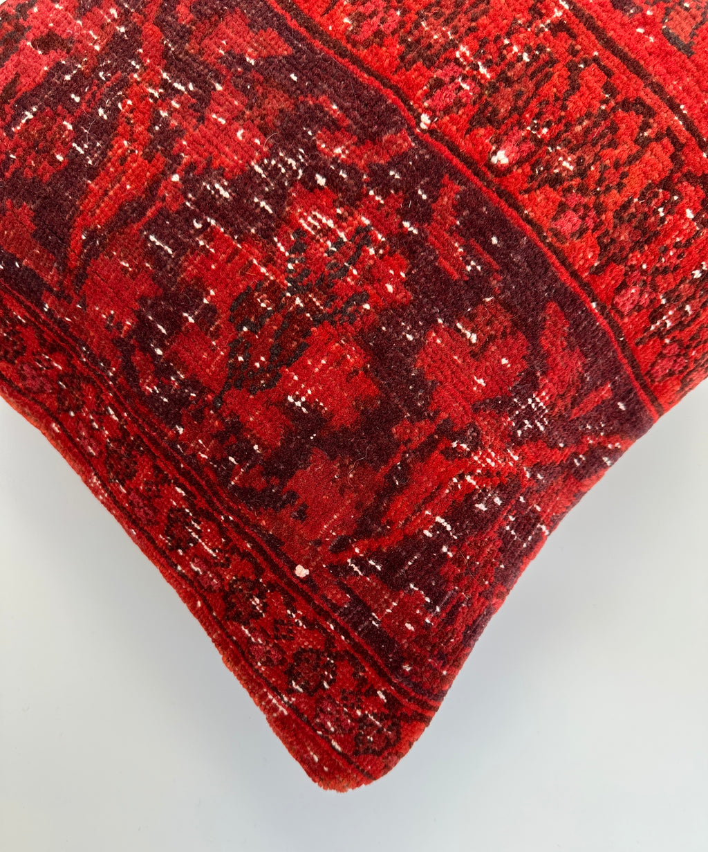 Red Carpet Cushion Cover 16''x16'' / 40x39 CM