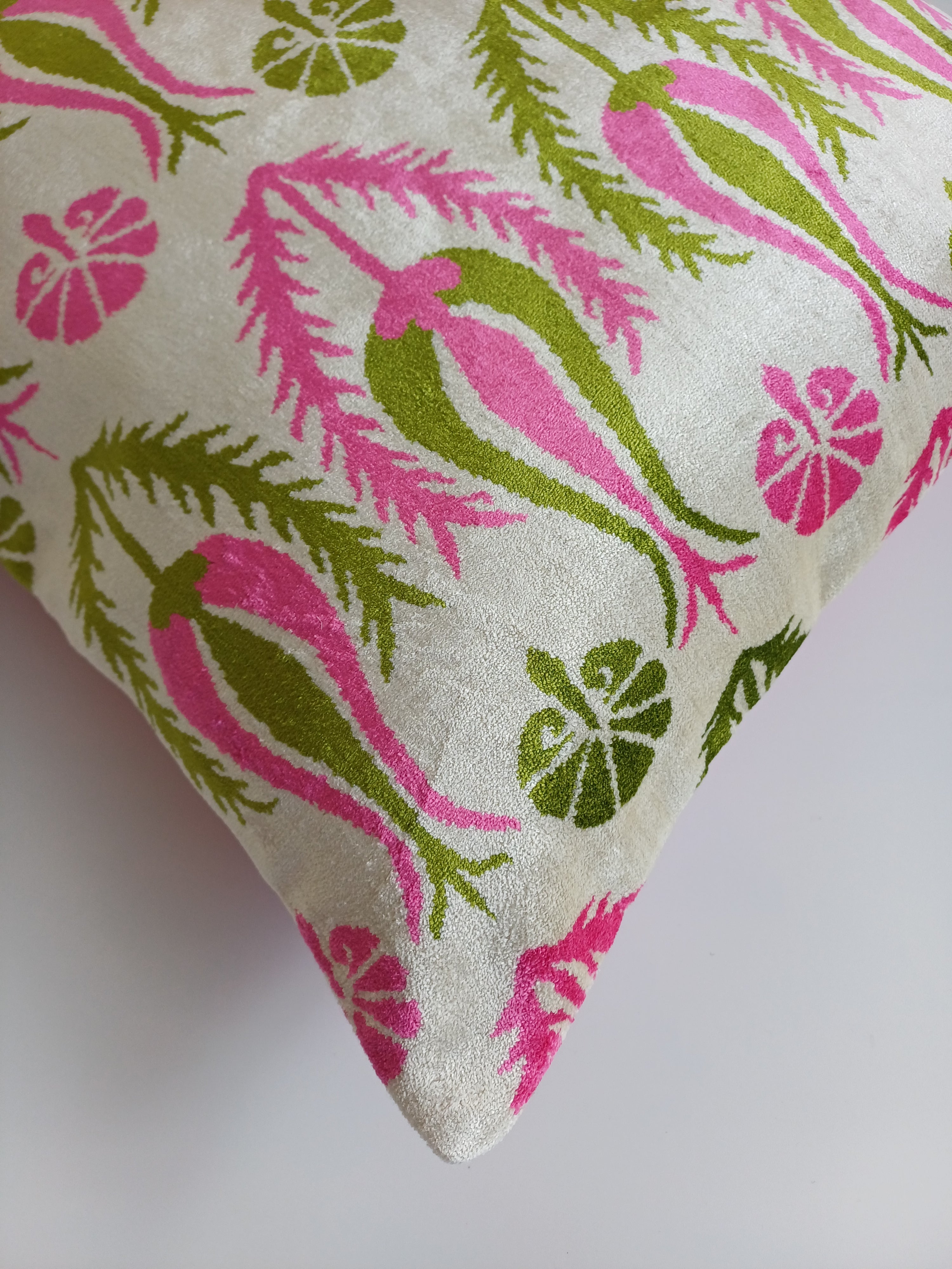 Pink Silk Velvet Tulip Cushion Cover 16''x16'' / 40x40 CM