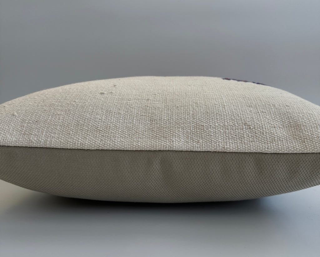 Handmade Textured Cream Turkish Rug Cushion Cover 18''x18'' / 45x44 CM