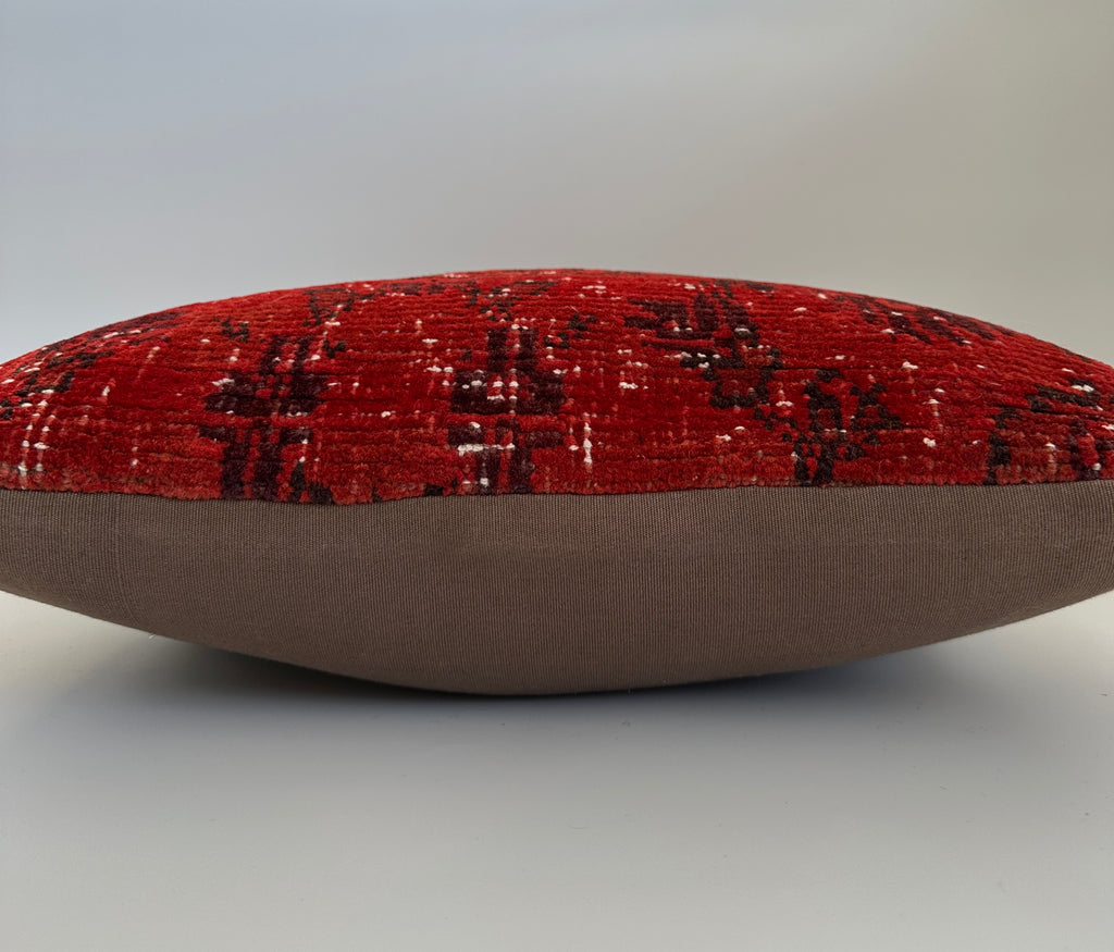 Red Carpet Cushion Cover 16''x16'' / 40x39 CM