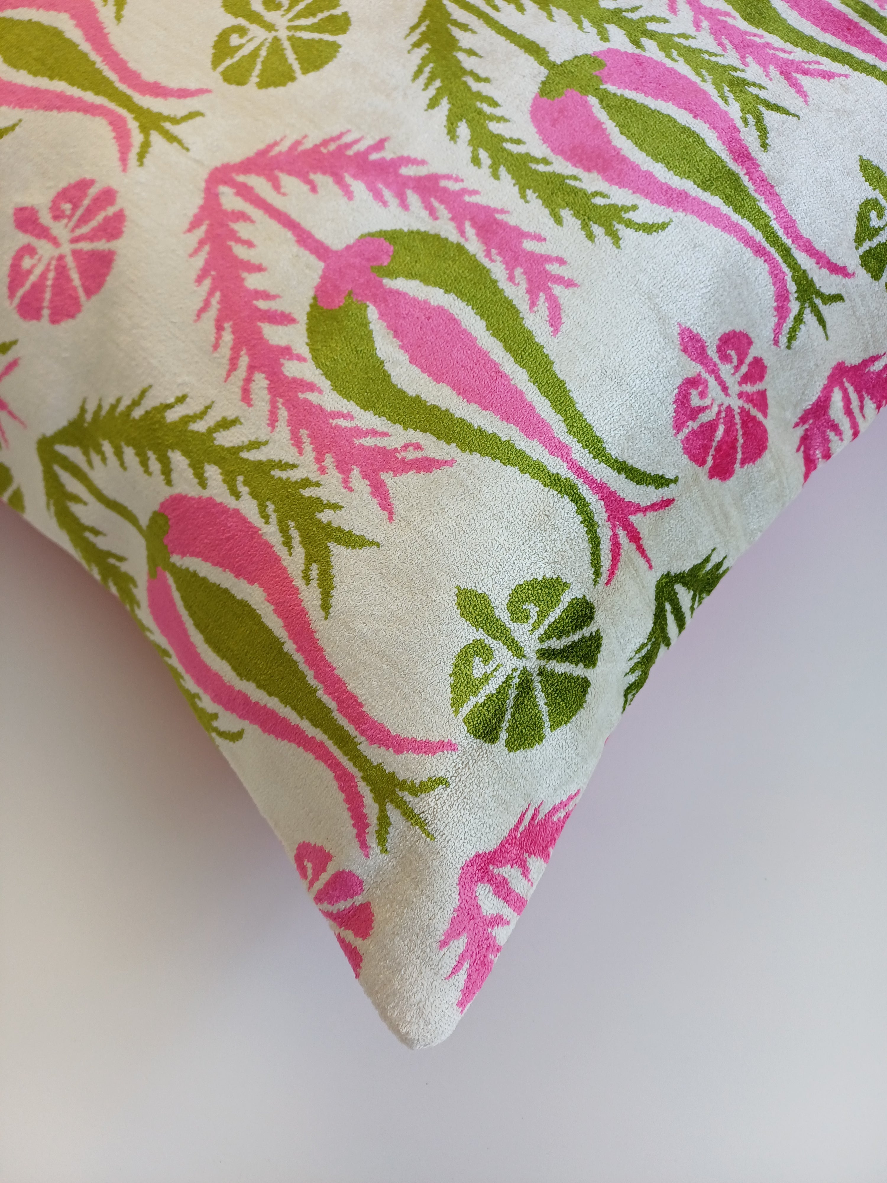 Pink Silk Velvet Tulip Cushion Cover 16''x16'' / 40x40 CM