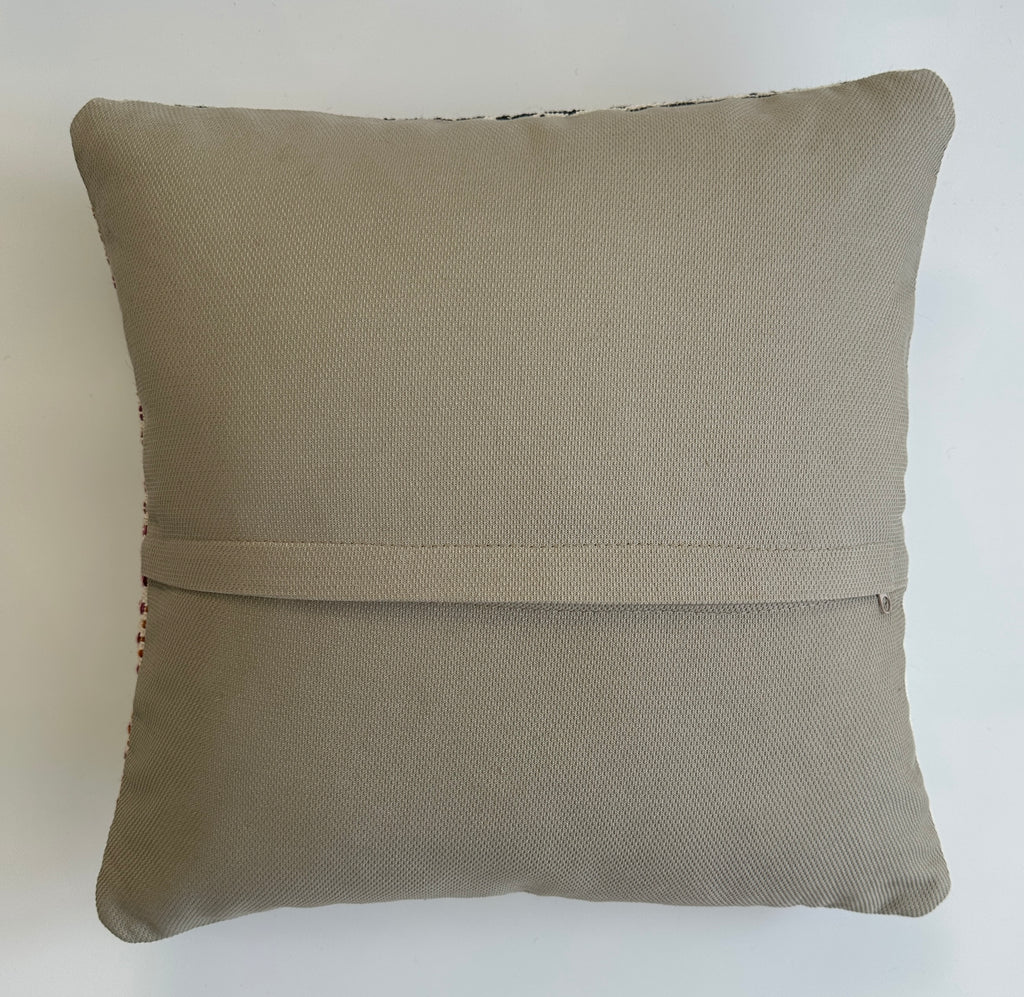 Handmade Textured Cream Turkish Rug Cushion Cover 18''x18'' / 45x44 CM