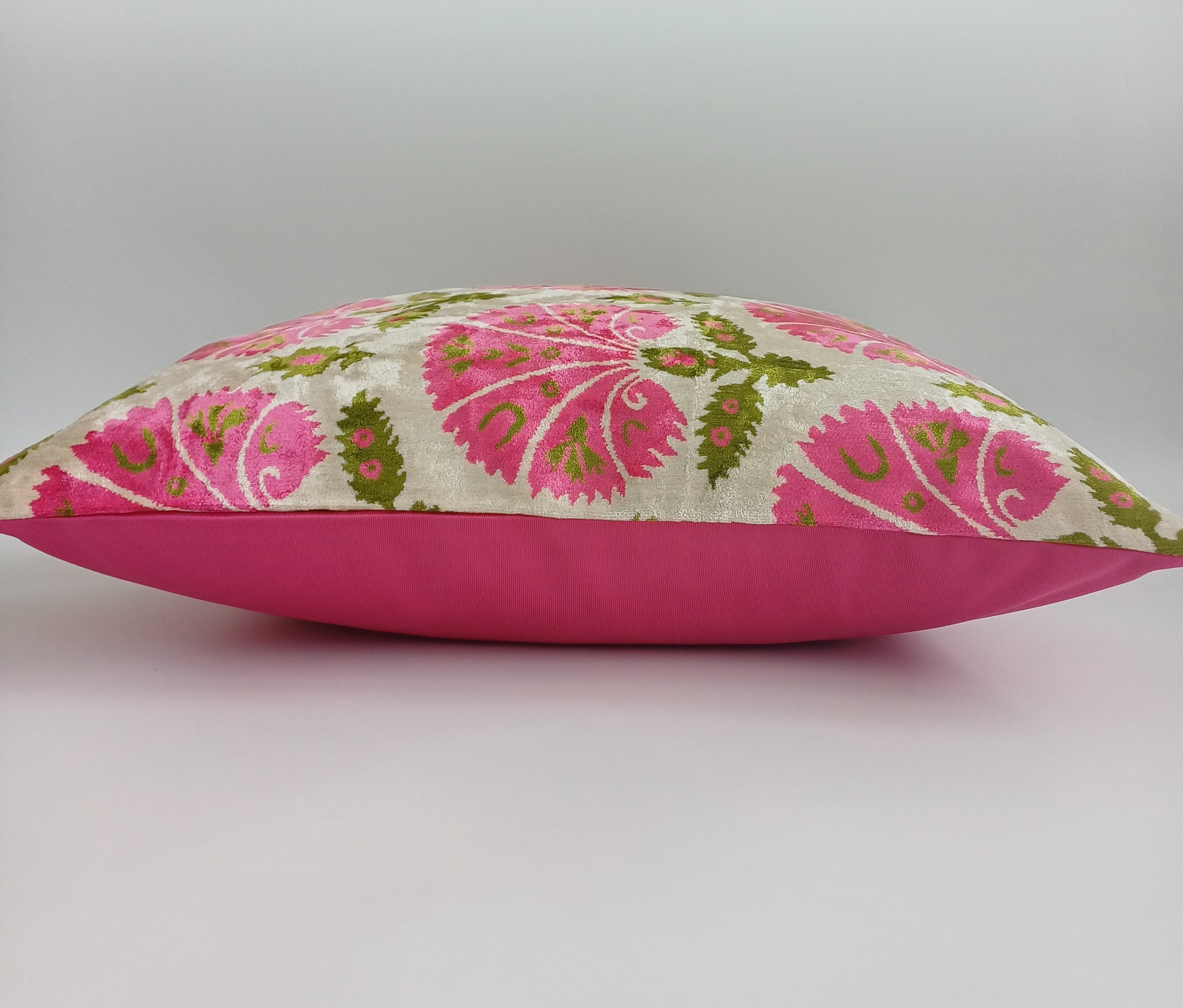 Pink Carnations Velvet Cushion Cover 20''x20'' / 50x50 CM