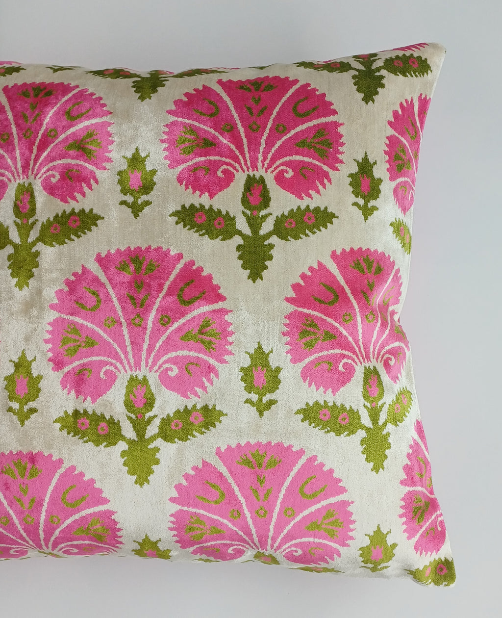 Pink Carnations Velvet Cushion Cover 20''x20'' / 50x50 CM
