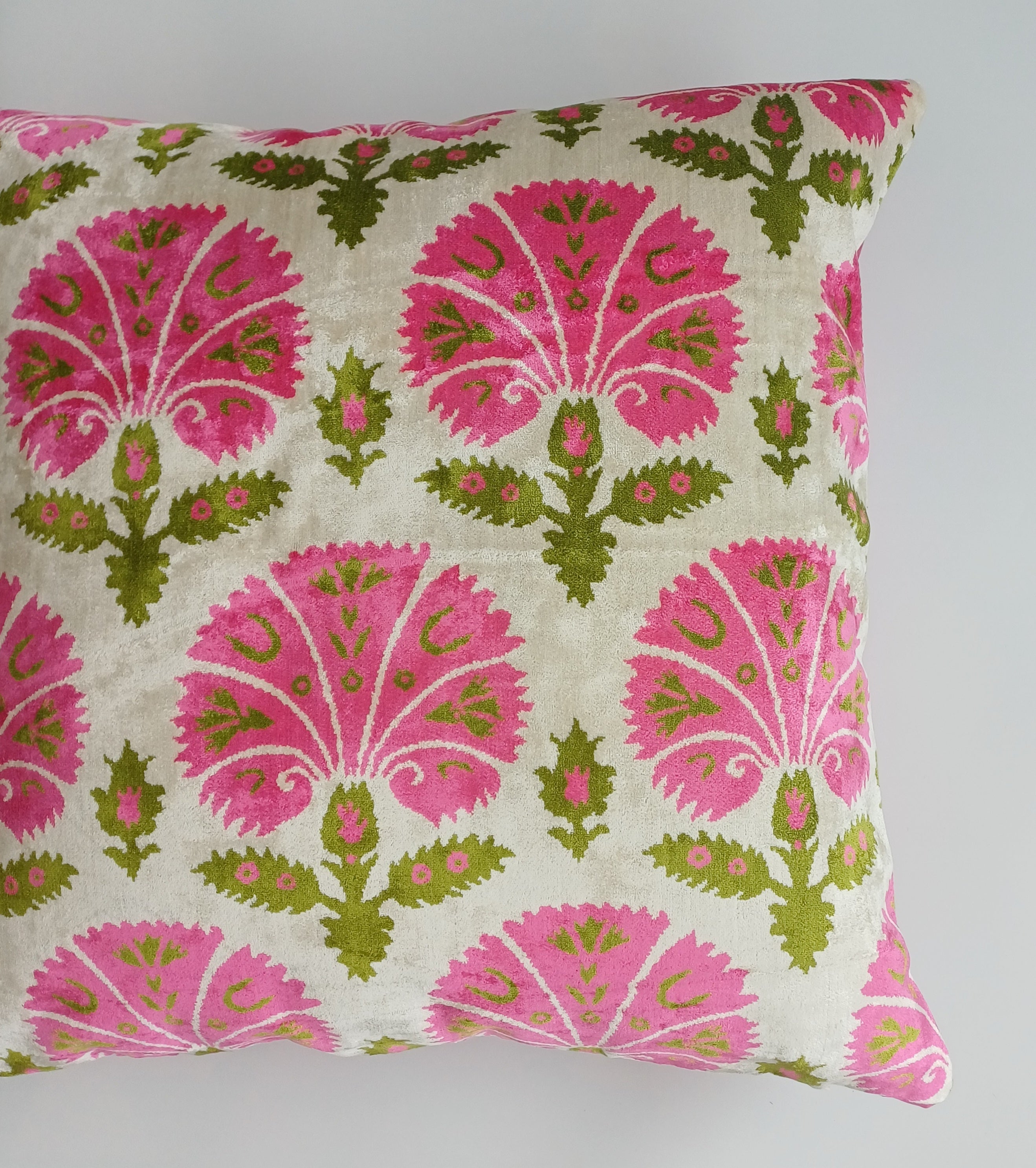 Pink Carnations Velvet Cushion Cover 20''x20'' / 50x50 CM