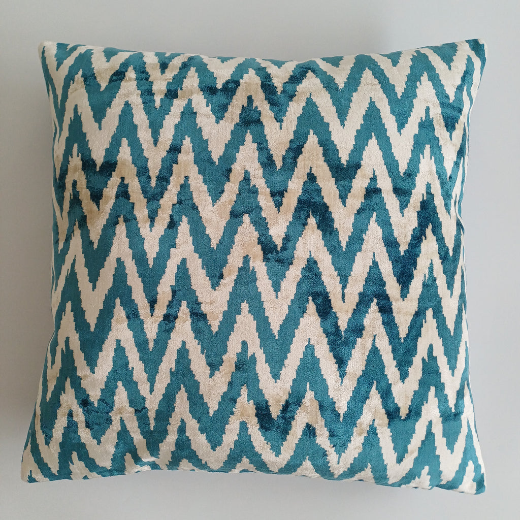 Turquoise Flame Velvet Cushion Cover 20''x20'' / 50x49 CM