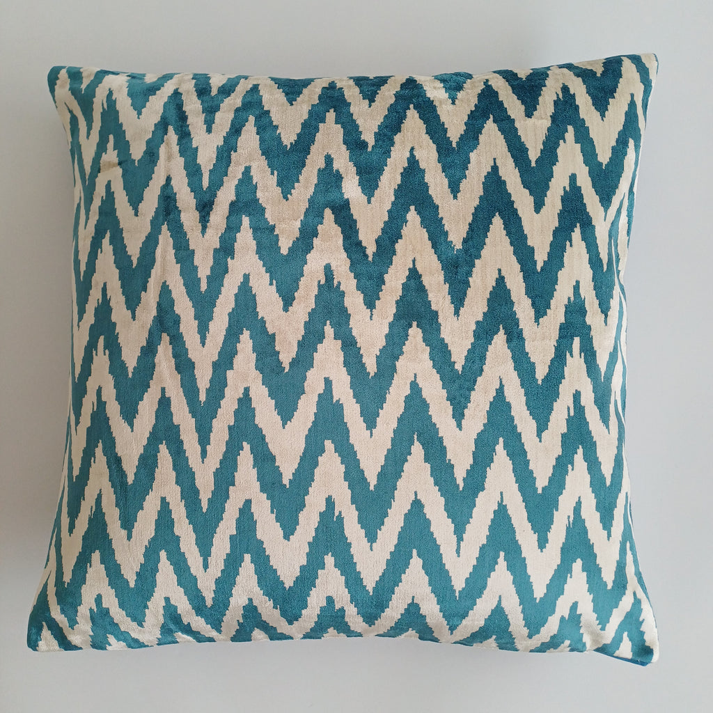 Turquoise Flame Velvet Cushion Cover 20''x20'' / 50x50 CM