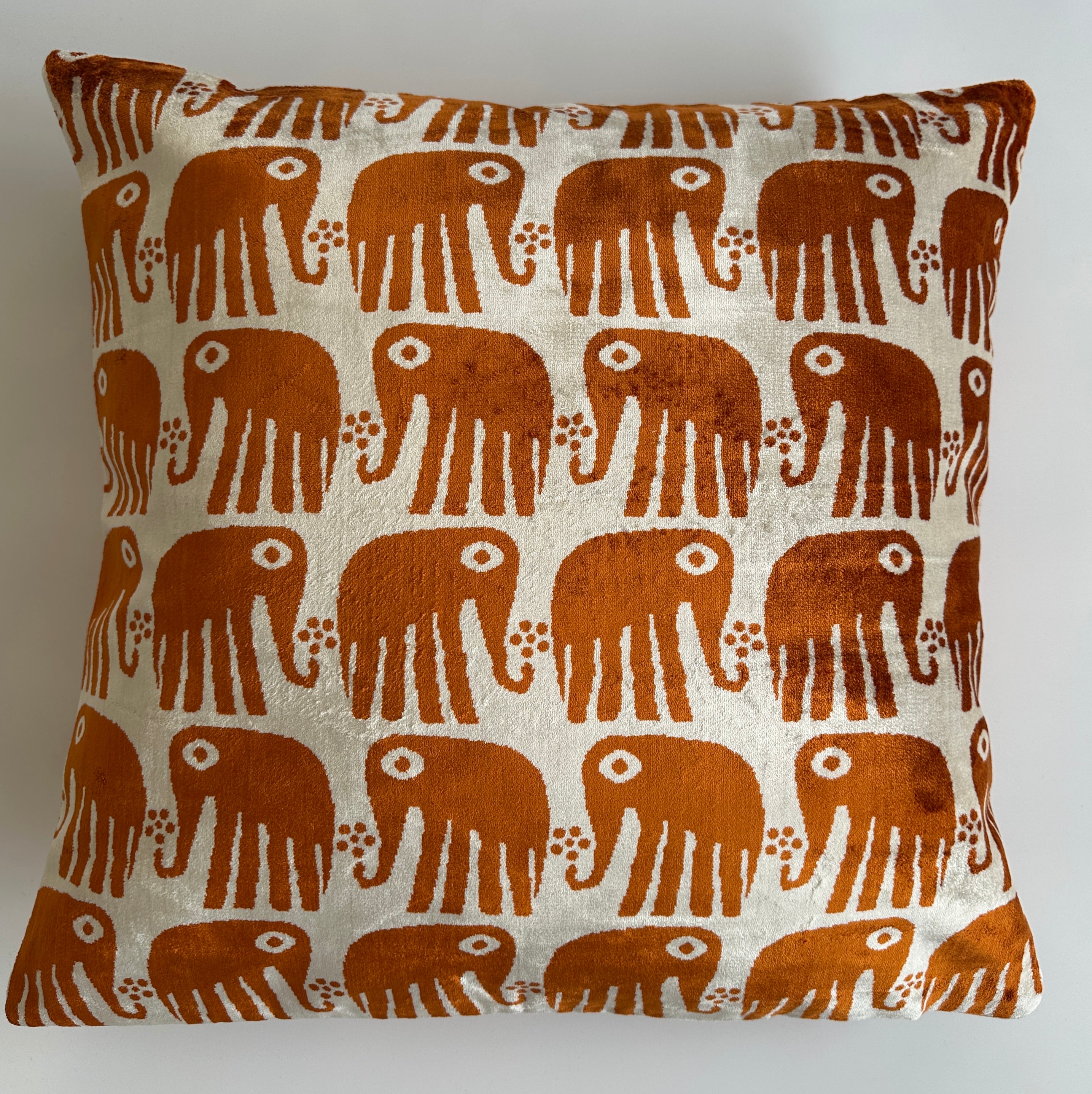 Saffron Elephant Velvet Cushion Cover 20''x20'' / 50x50 CM