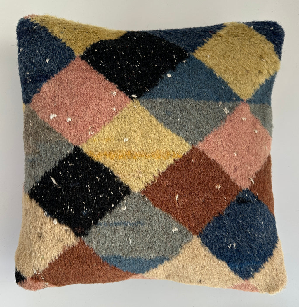 Multicoloured Carpet Cushion Cover 16''x16'' / 40x38 CM