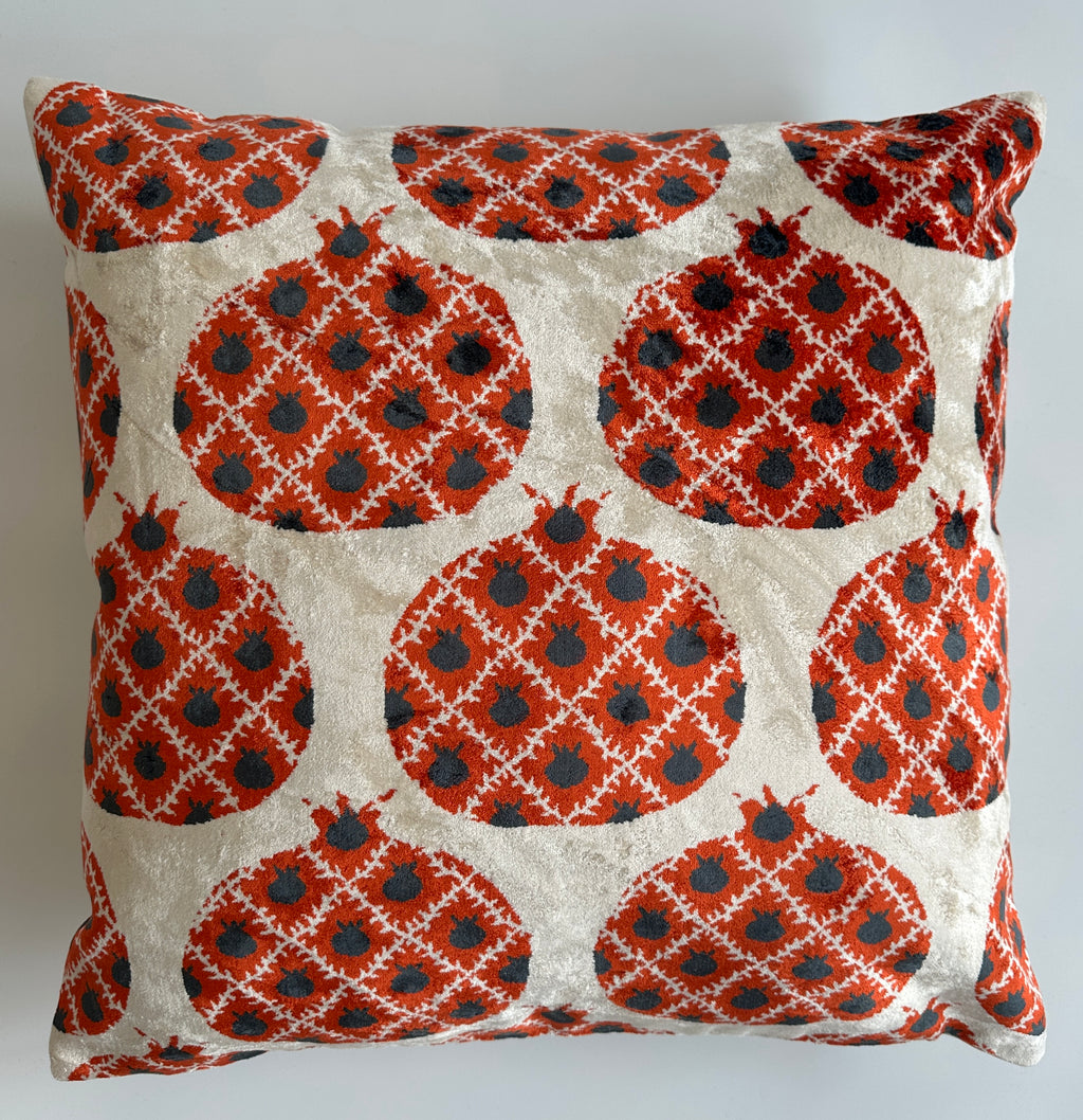 Pomegranate Velvet Cushion Cover 20''x20'' / 50x50 CM
