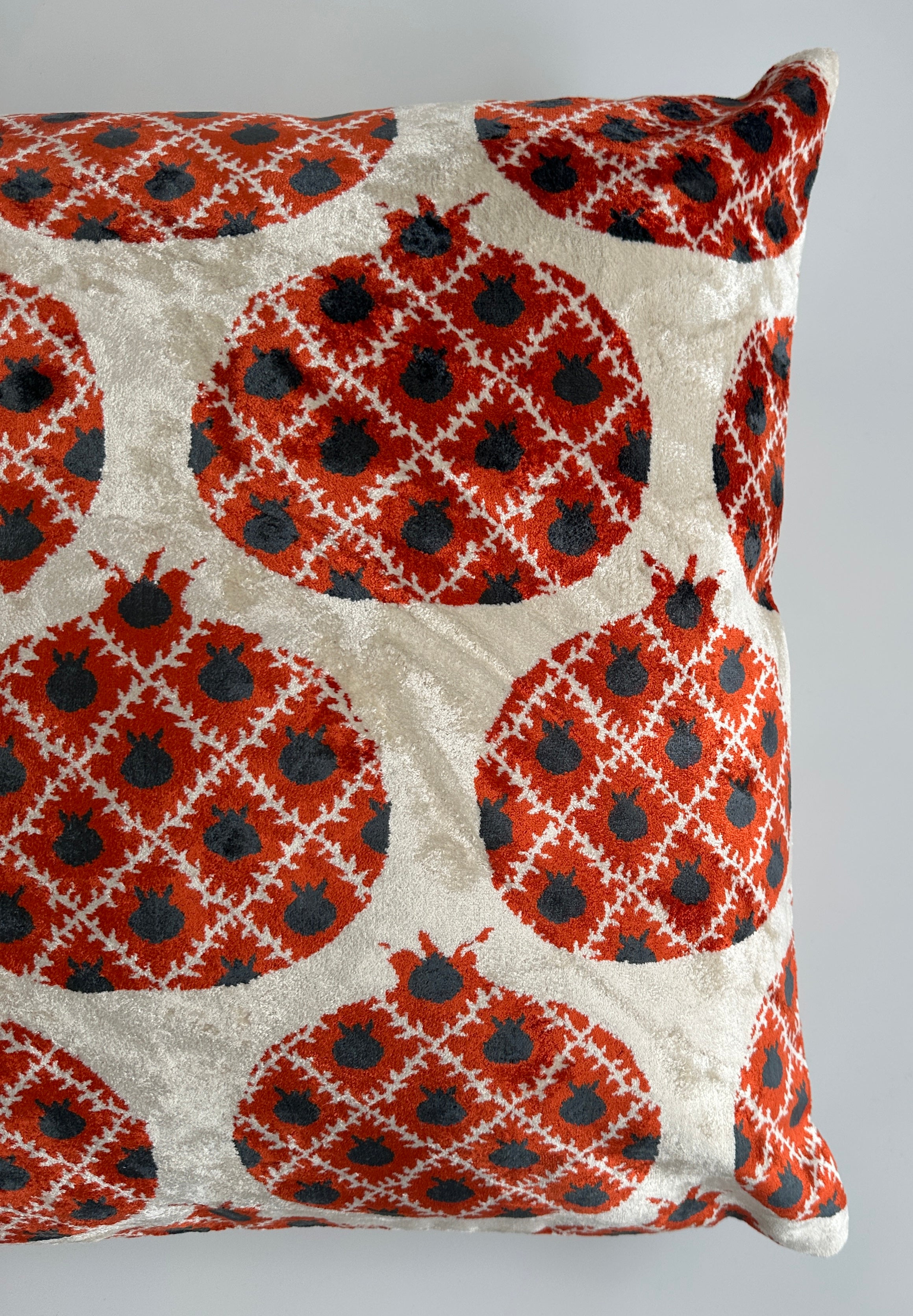 Red Pomegranate Velvet Cushion Cover 16''x16'' / 40x39 CM