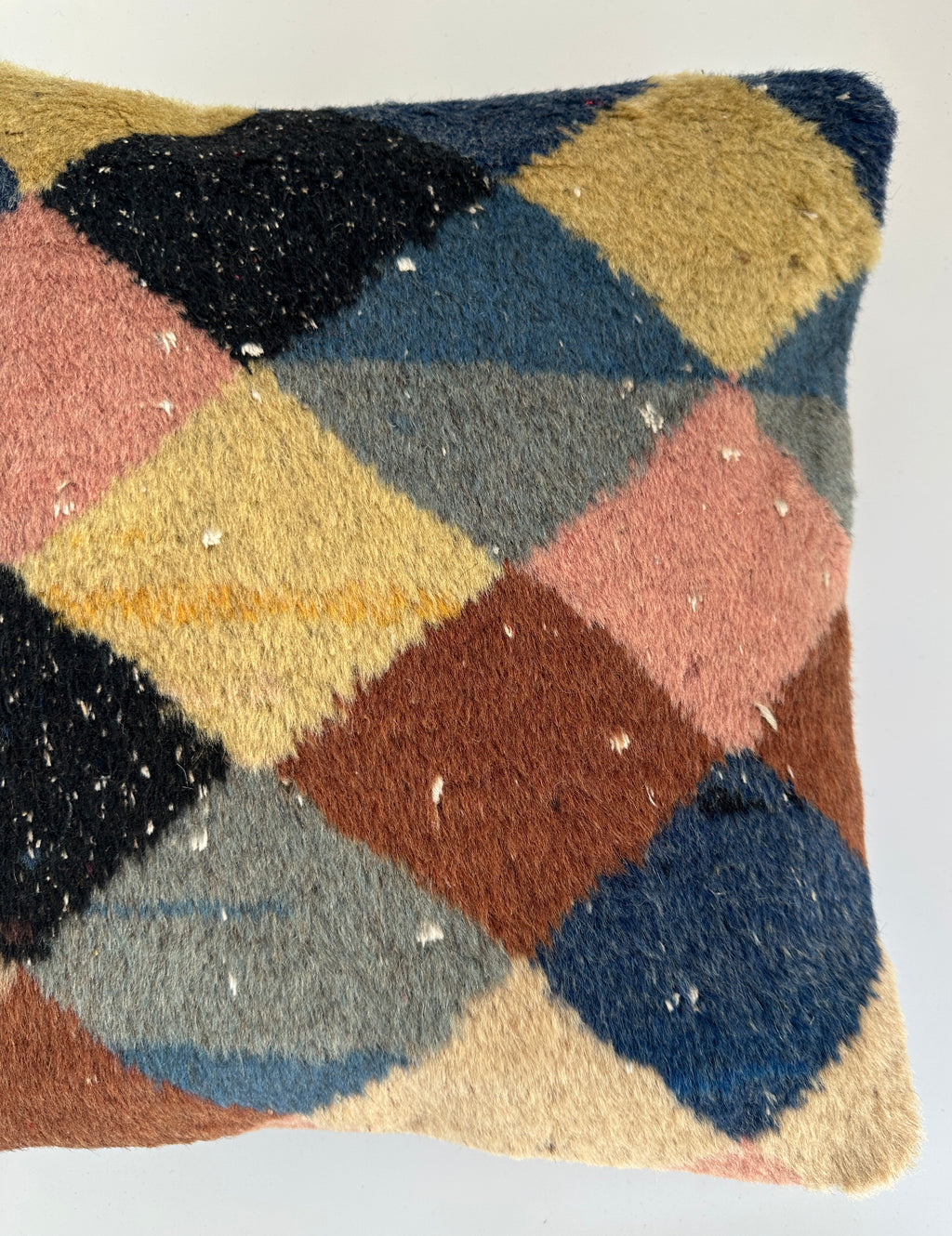Multicoloured Carpet Cushion Cover 16''x16'' / 40x38 CM