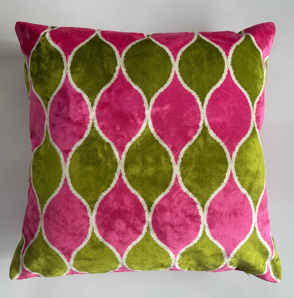Pink Ogival Velvet Cushion Cover 16''x16'' / 40x40 CM