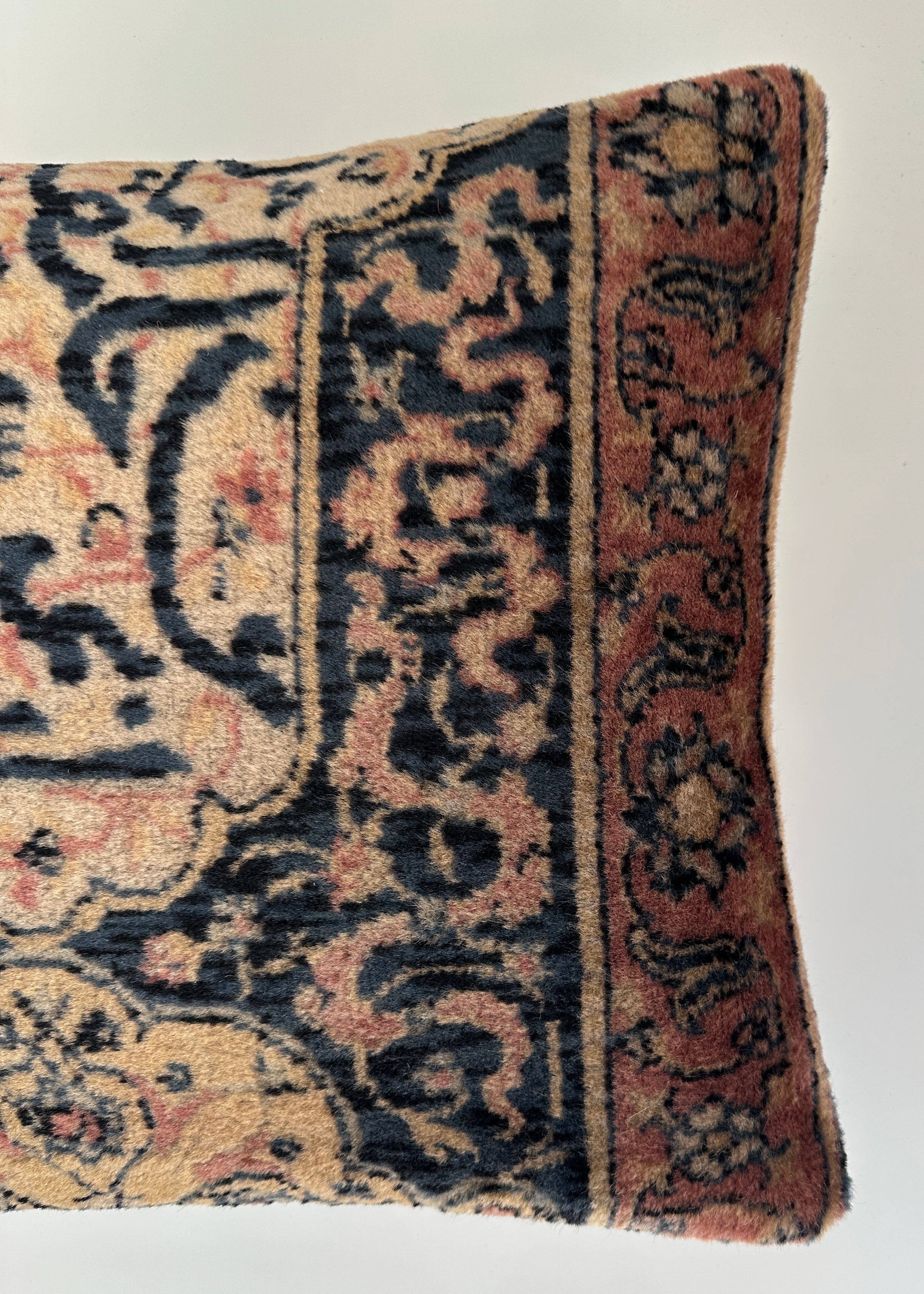 Carpet Cushion Cover 16''x16'' / 40x40 CM