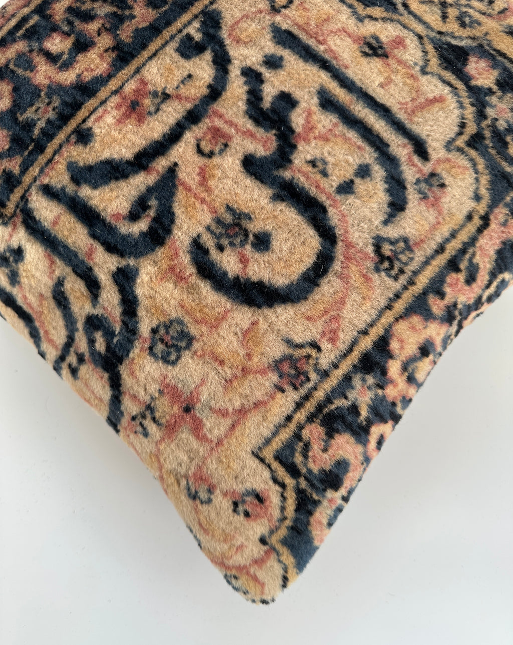 Carpet Cushion Cover 16''x16'' / 40x40 CM