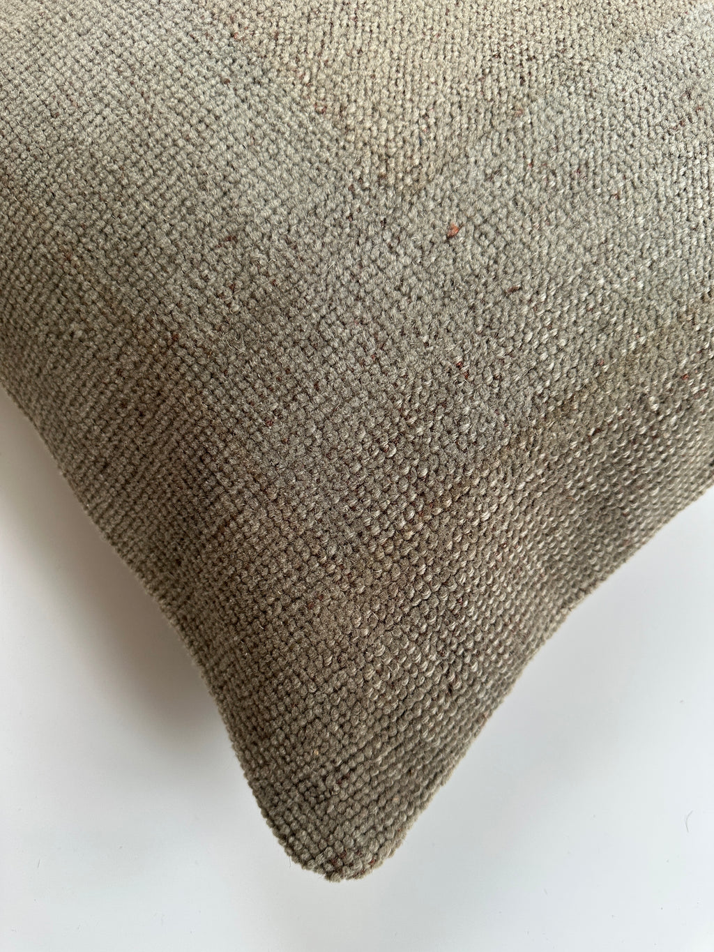 Handmade Textured Grey Turkish Rug Cushion Cover 16''x16'' / 41x41 CM