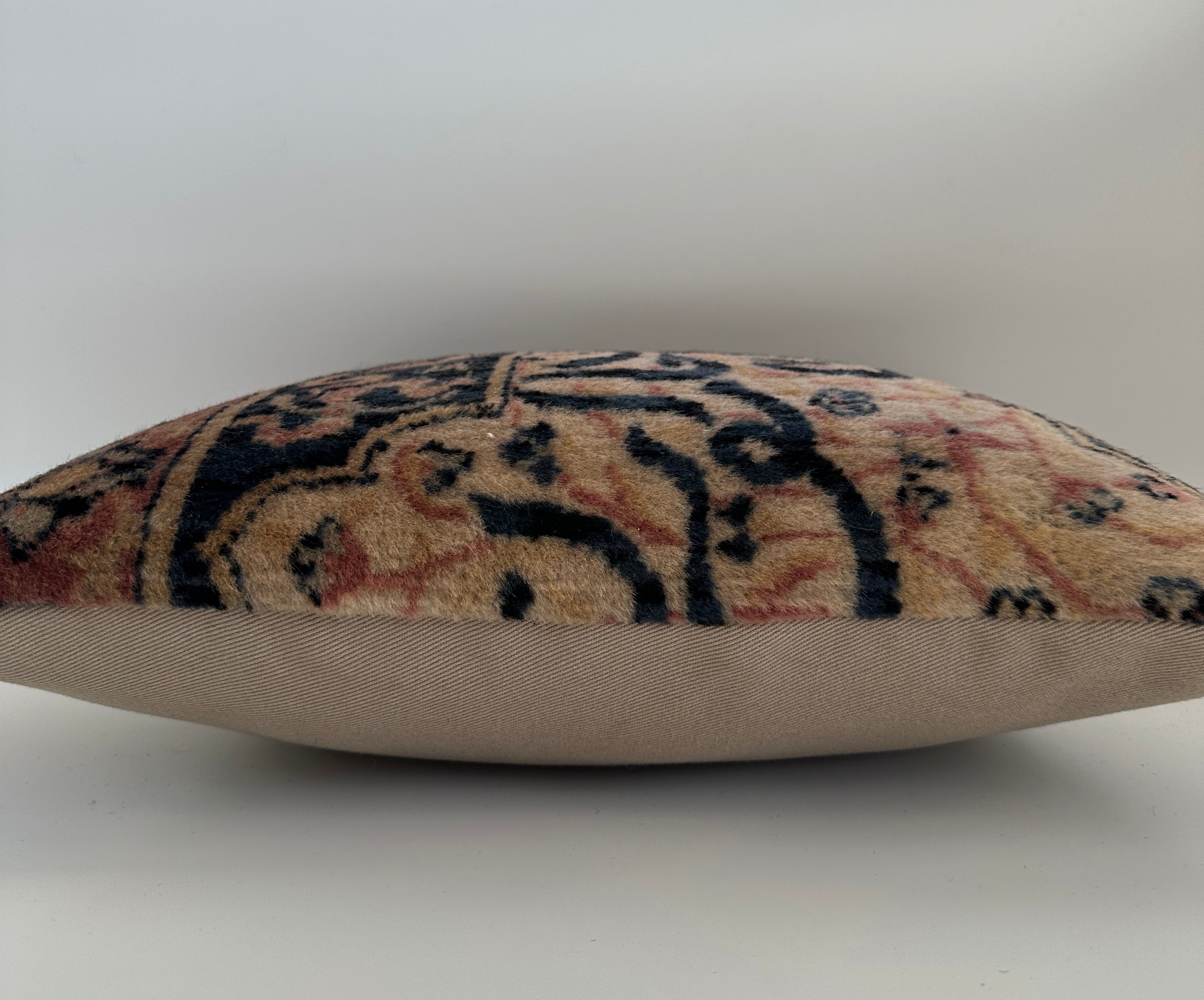 Carpet Cushion Cover 16''x16'' / 40x40 CM