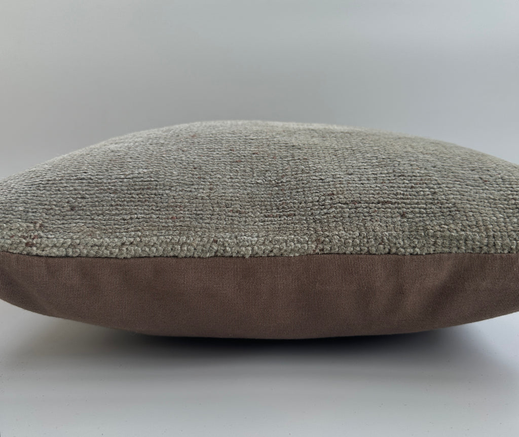 Handmade Textured Grey Turkish Rug Cushion Cover 16''x16'' / 41x41 CM