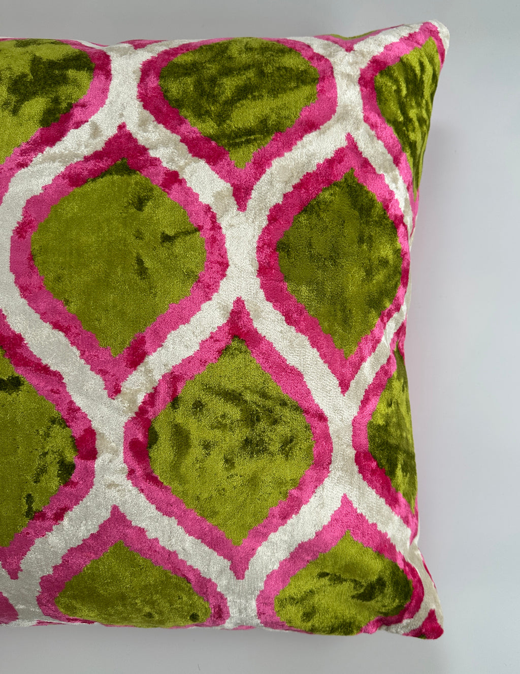 Pink Ogival Velvet Cushion Cover 16''x16'' / 40x40 CM