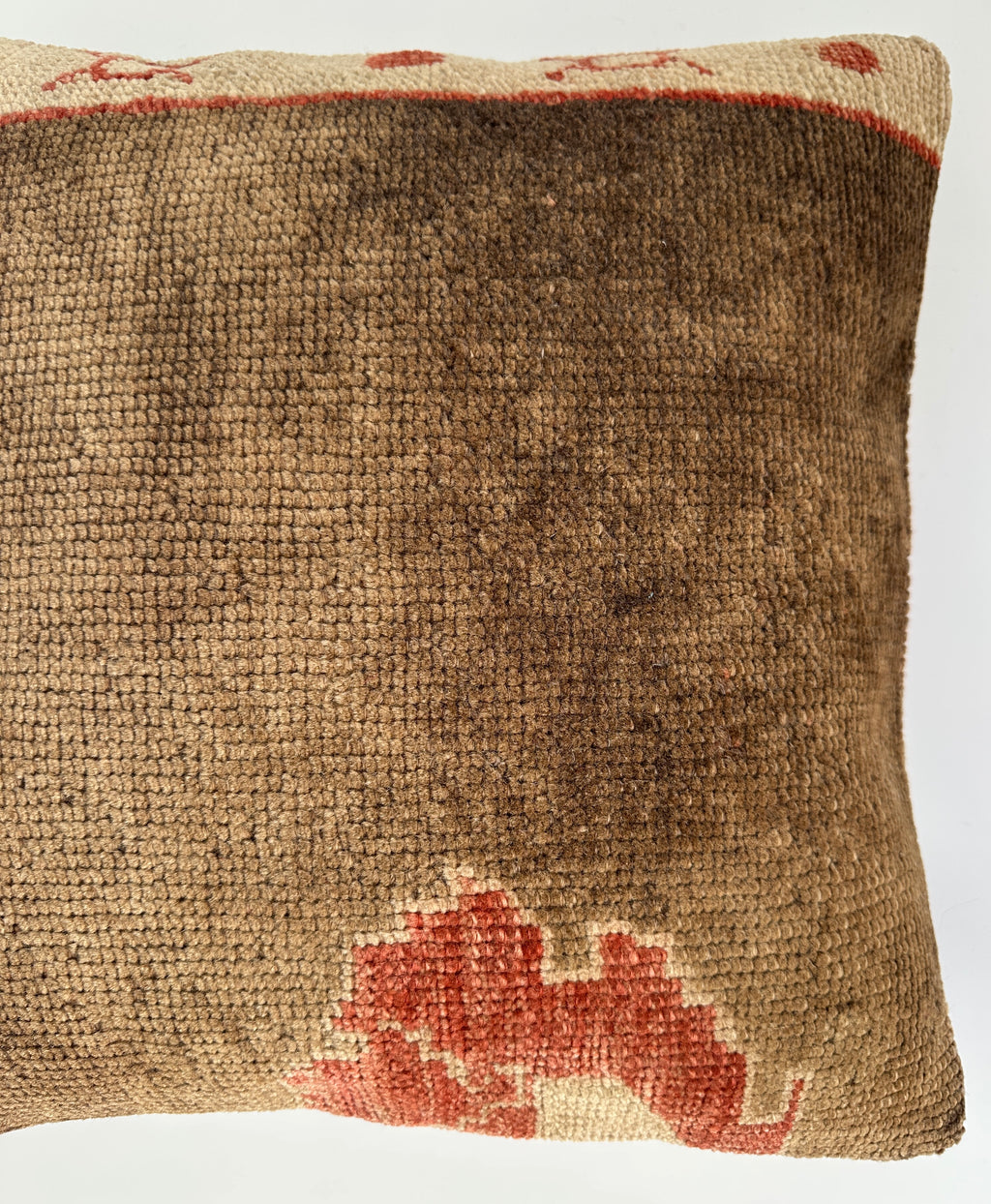 Carpet Cushion Cover 16''x16'' / 41x40 CM