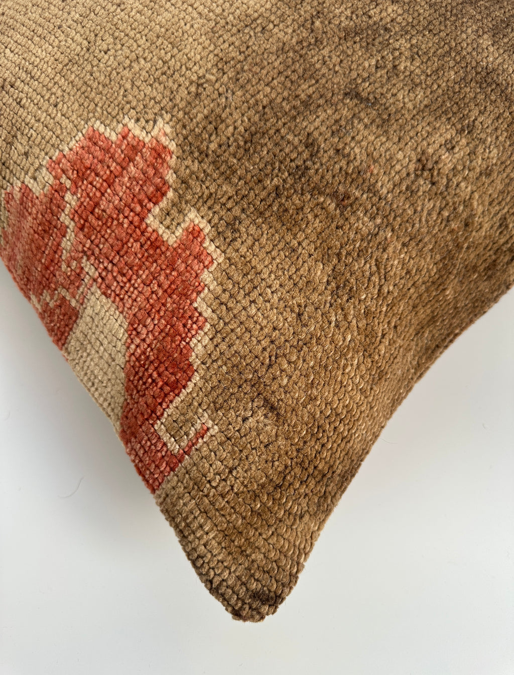 Carpet Cushion Cover 16''x16'' / 41x40 CM