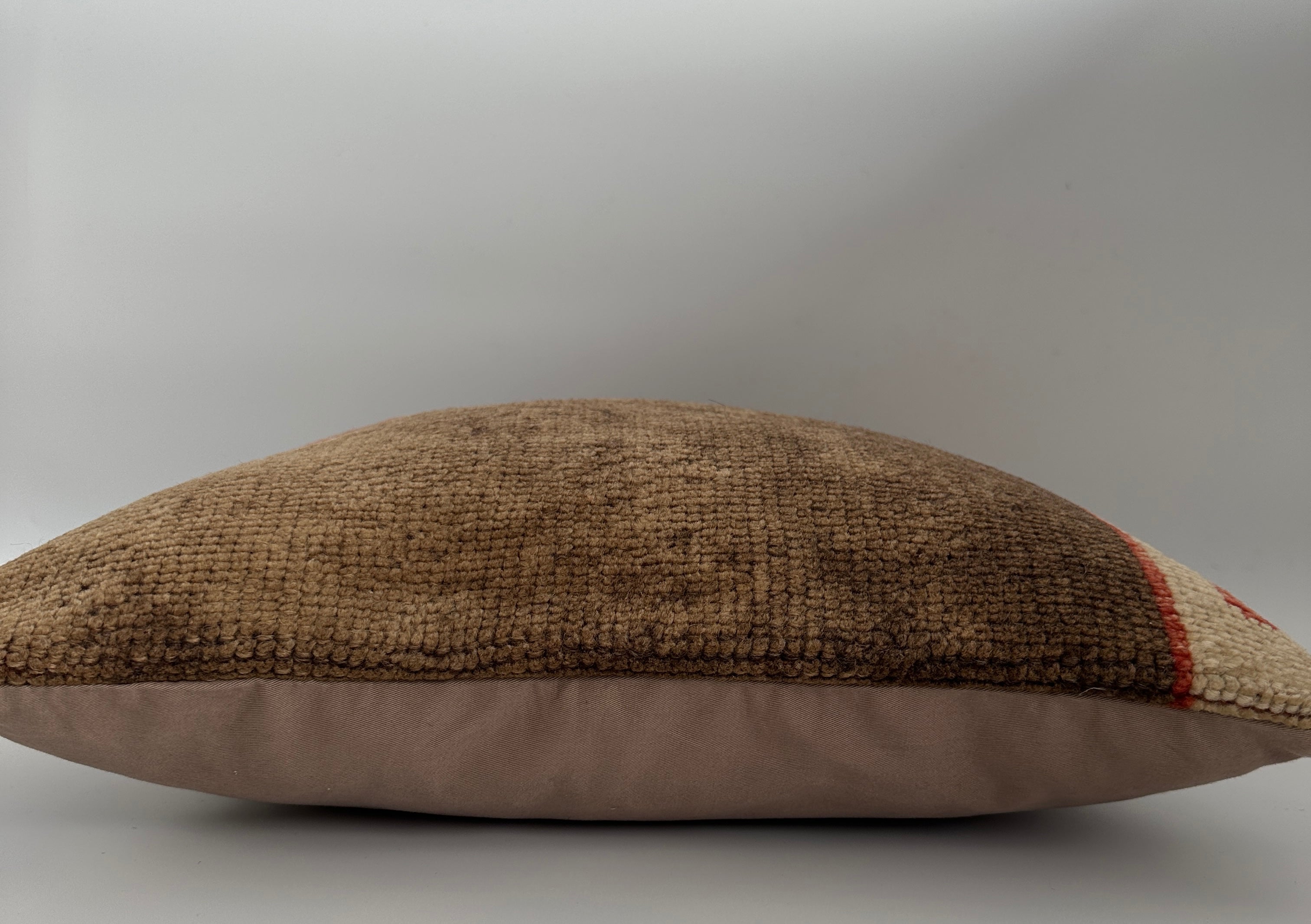 Carpet Cushion Cover 16''x16'' / 41x40 CM