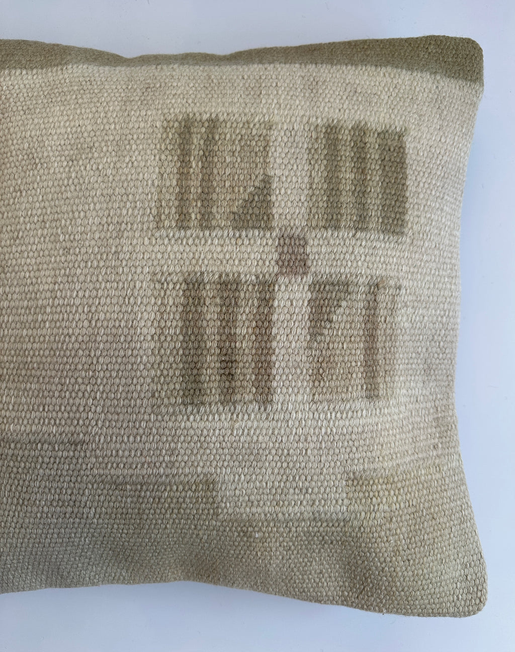 Handmade Textured Cream Turkish Rug Cushion Cover 18''x18'' / 44x43 CM