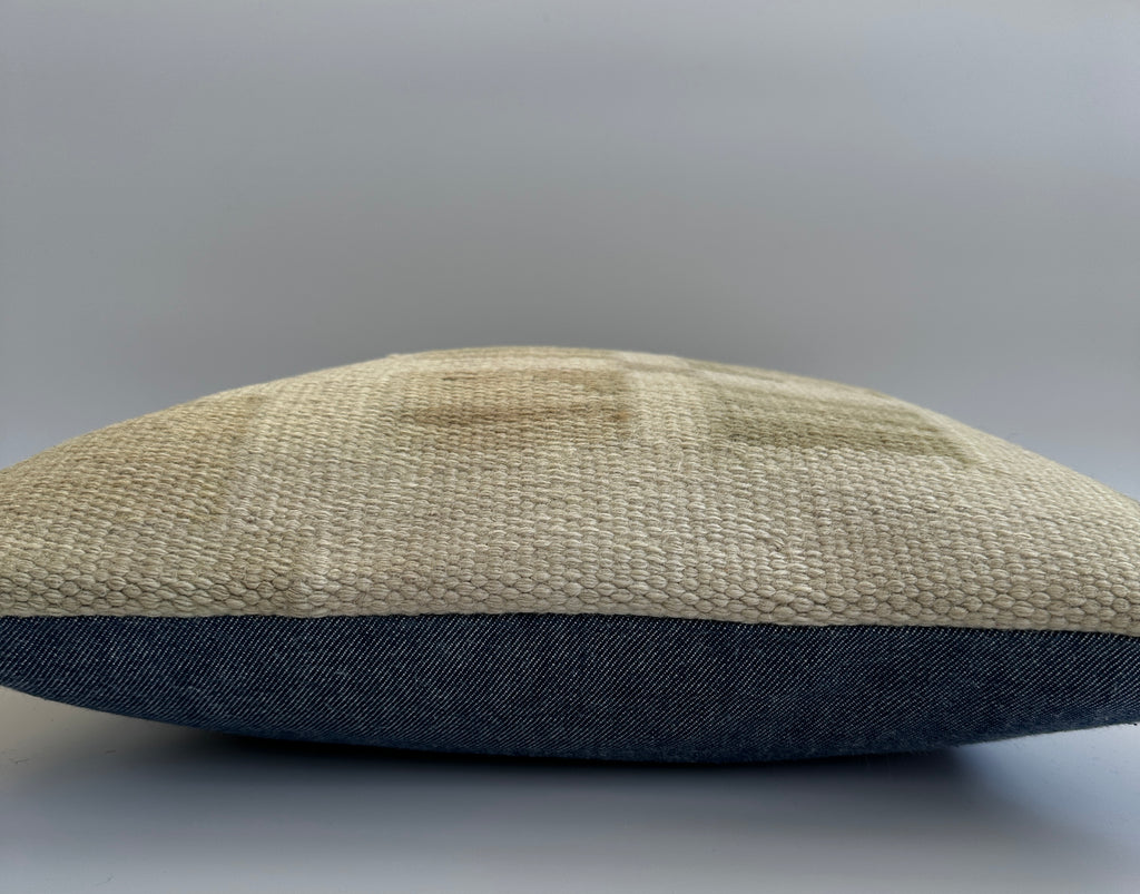 Handmade Textured Cream Turkish Rug Cushion Cover 18''x18'' / 44x43 CM