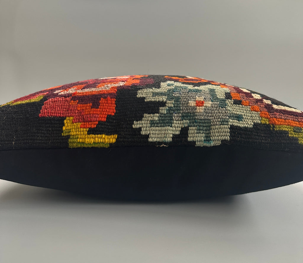 Handmade Floral Turkish Rug Cushion Cover 16''x16'' / 42X41 CM