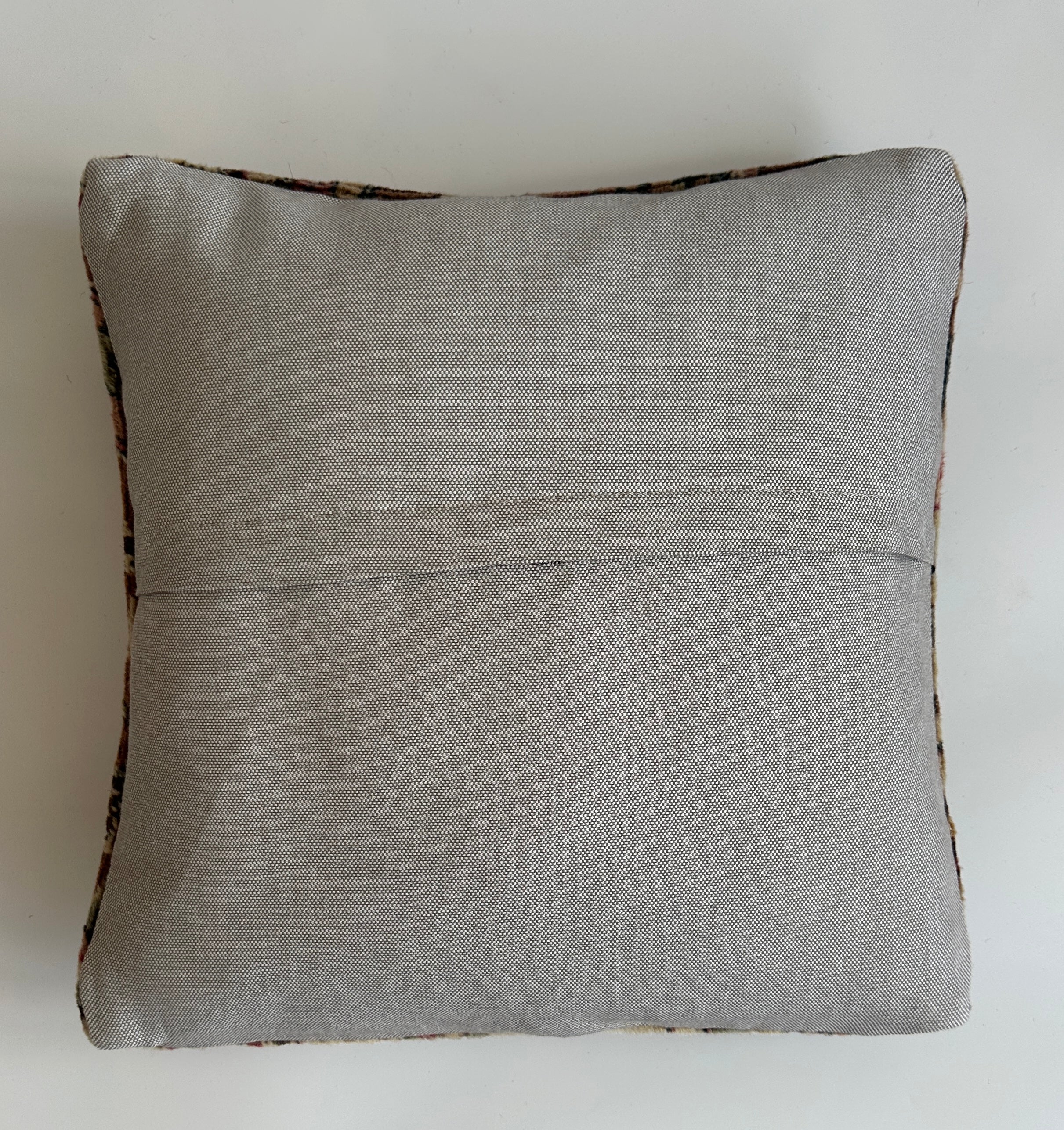 Floral Carpet Cushion Cover 16''x16'' / 41x40 CM