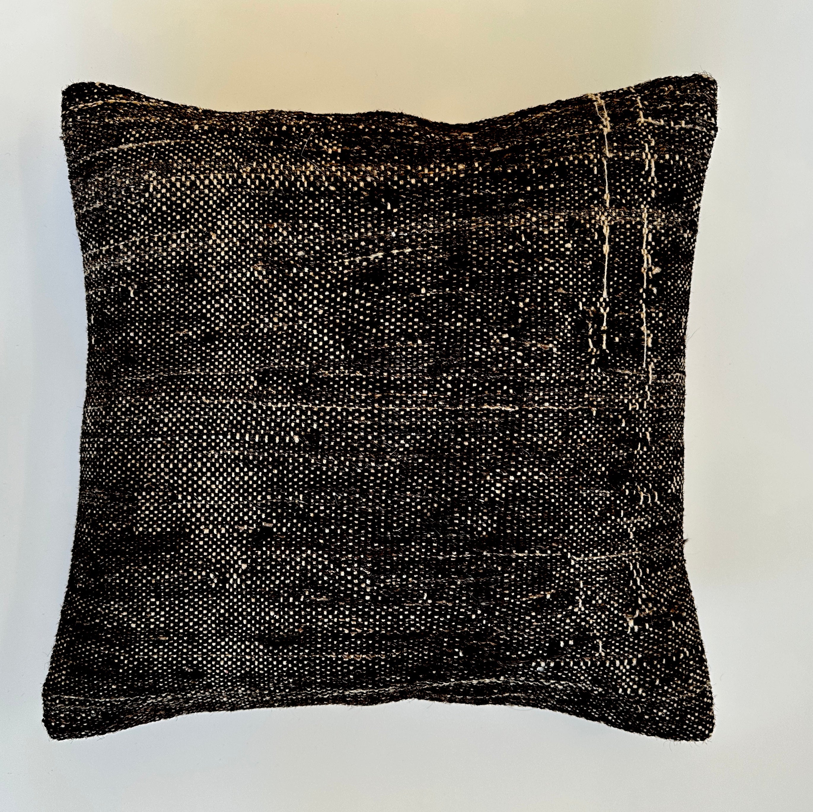 Textured Charcoal Turkish Rug Cushion Cover 16''x16'' / 42x41 CM
