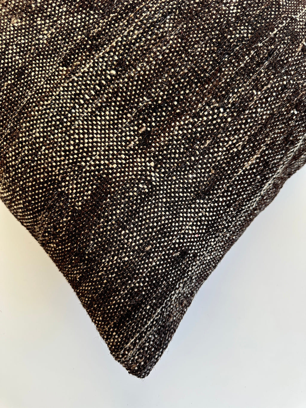 Textured Charcoal Turkish Rug Cushion Cover 16''x16'' / 42x41 CM