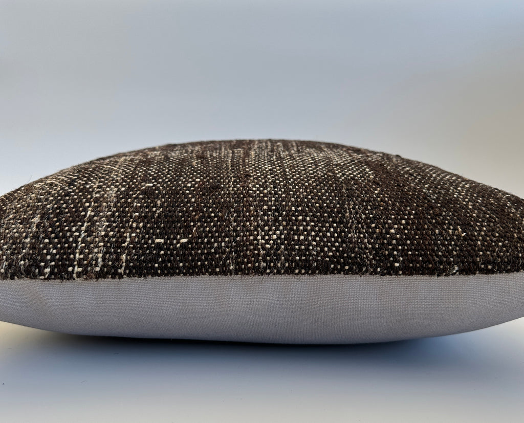 Textured Charcoal Turkish Rug Cushion Cover 16''x16'' / 42x41 CM