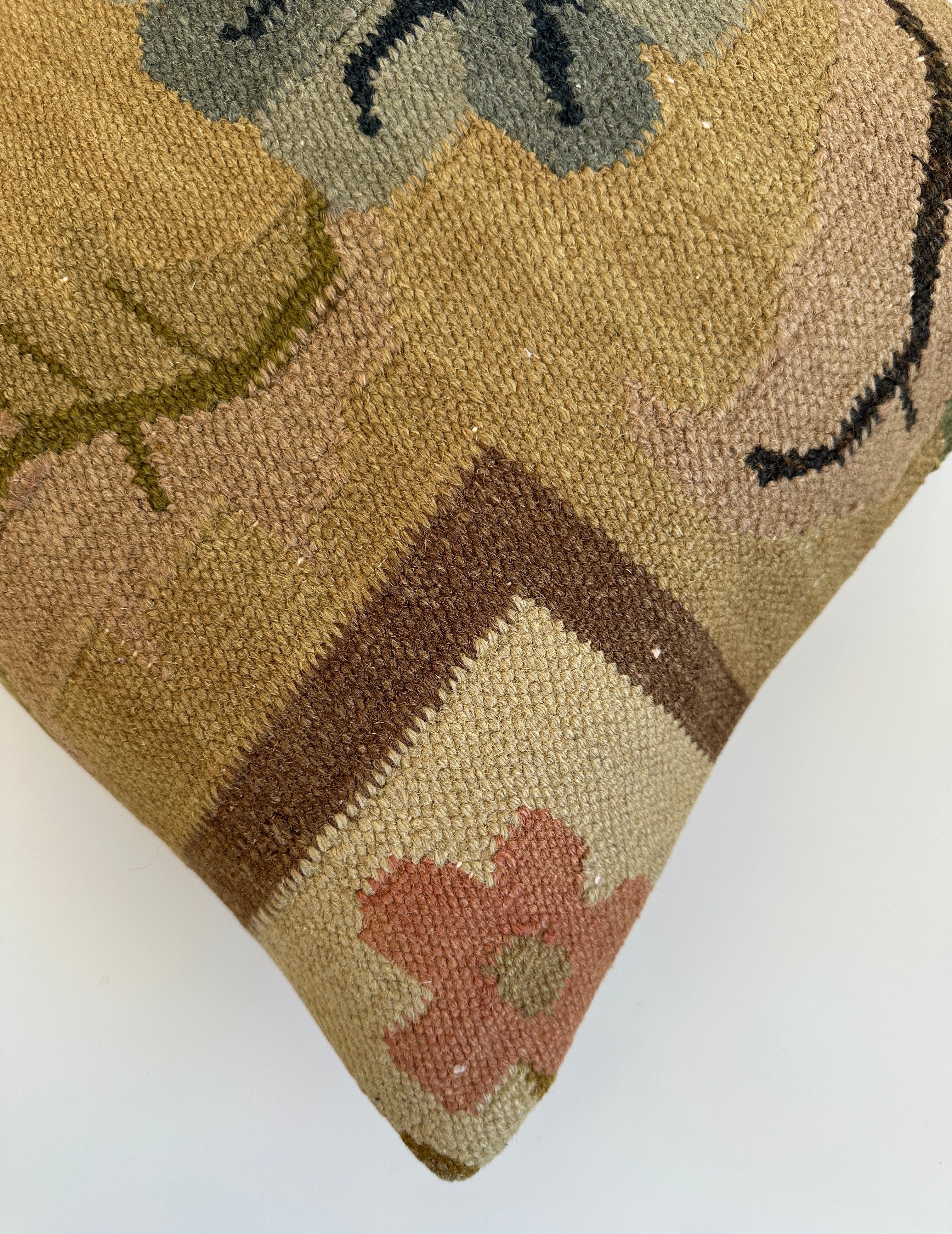 Handmade Textured Floral Turkish Cushion Cover 16''x16'' / 41x40 CM