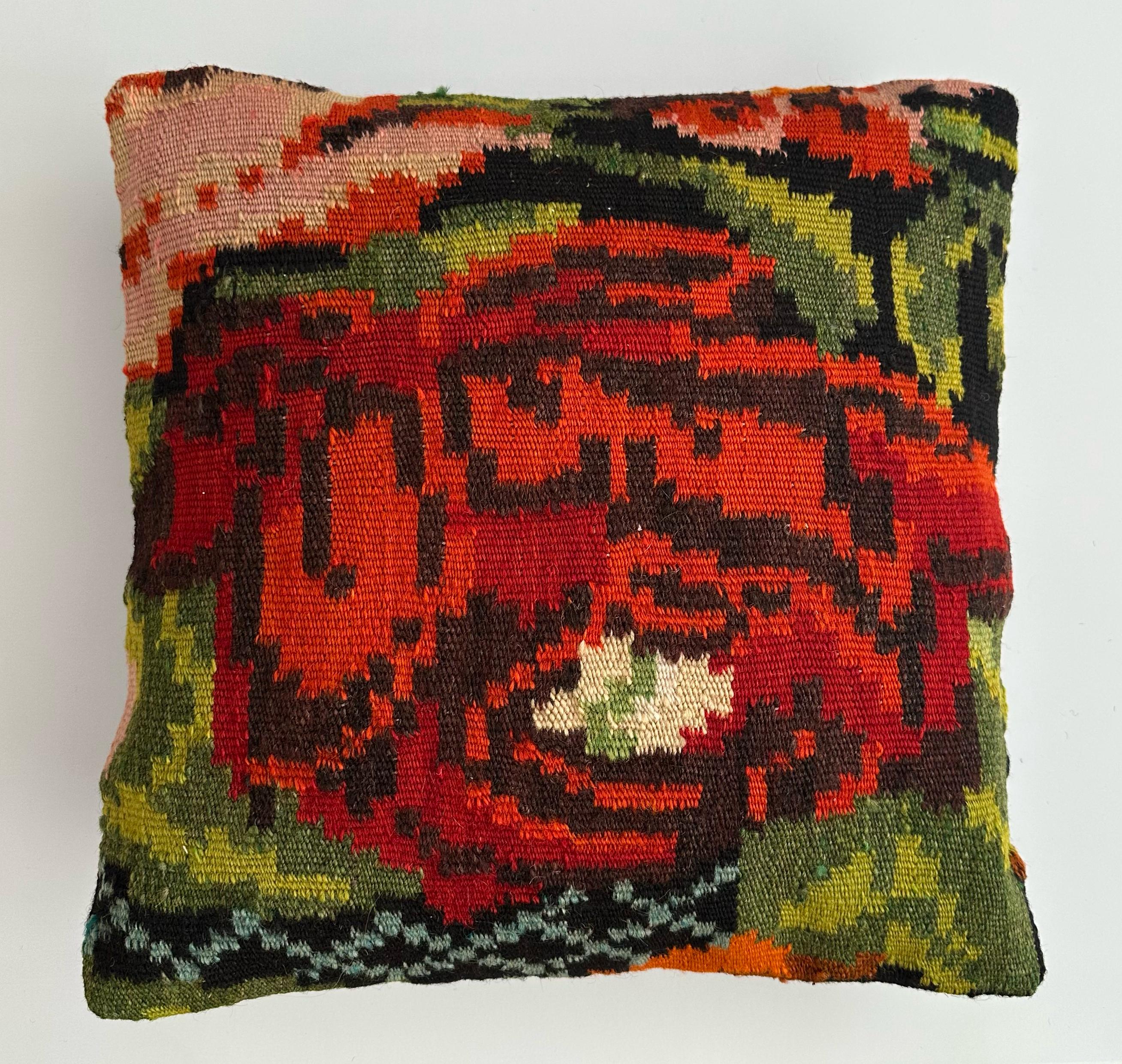 Red Floral Handmade Turkish Rug Cushion 16''x16'' / 40x40 CM