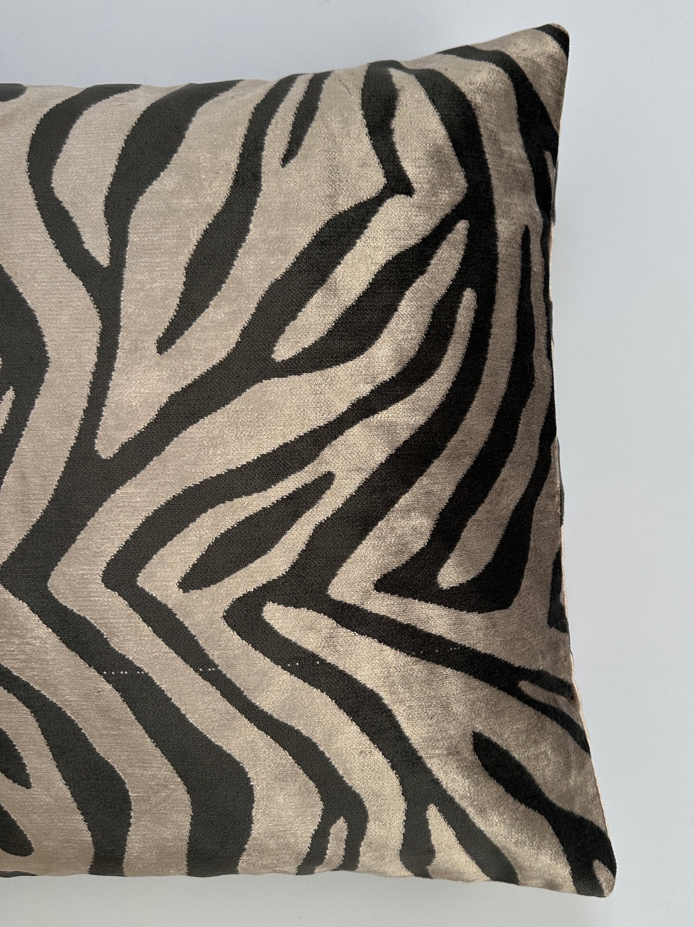 Silk Cushion Cover 18''x18'' / 45x45 CM