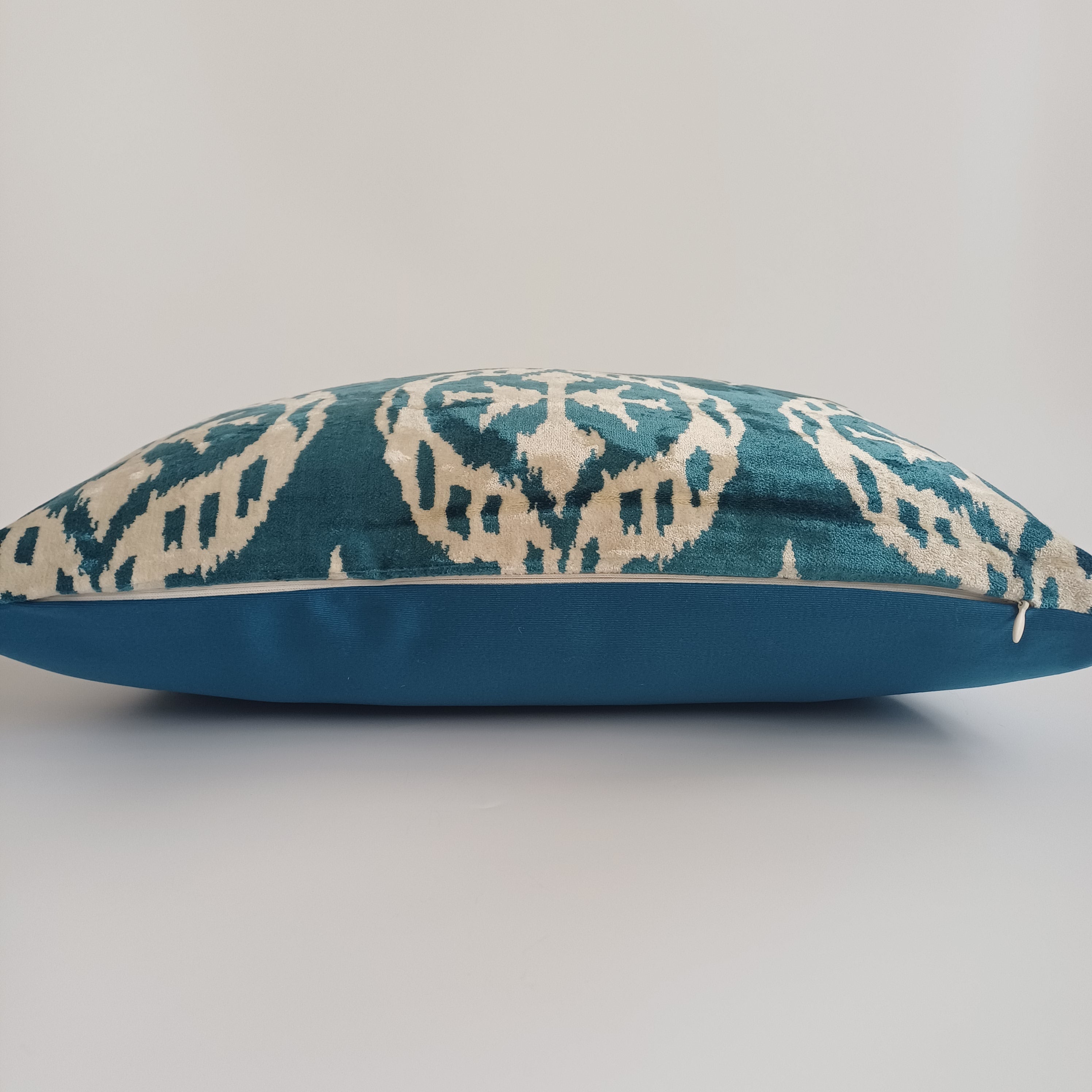 Turquoise Silk Ikat Velvet Cushion Cover 20''x20'' / 50x49 CM