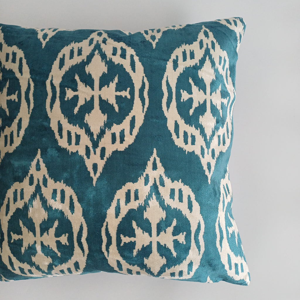 Turquoise Silk Ikat Velvet Cushion Cover 20''x20'' / 50x49 CM