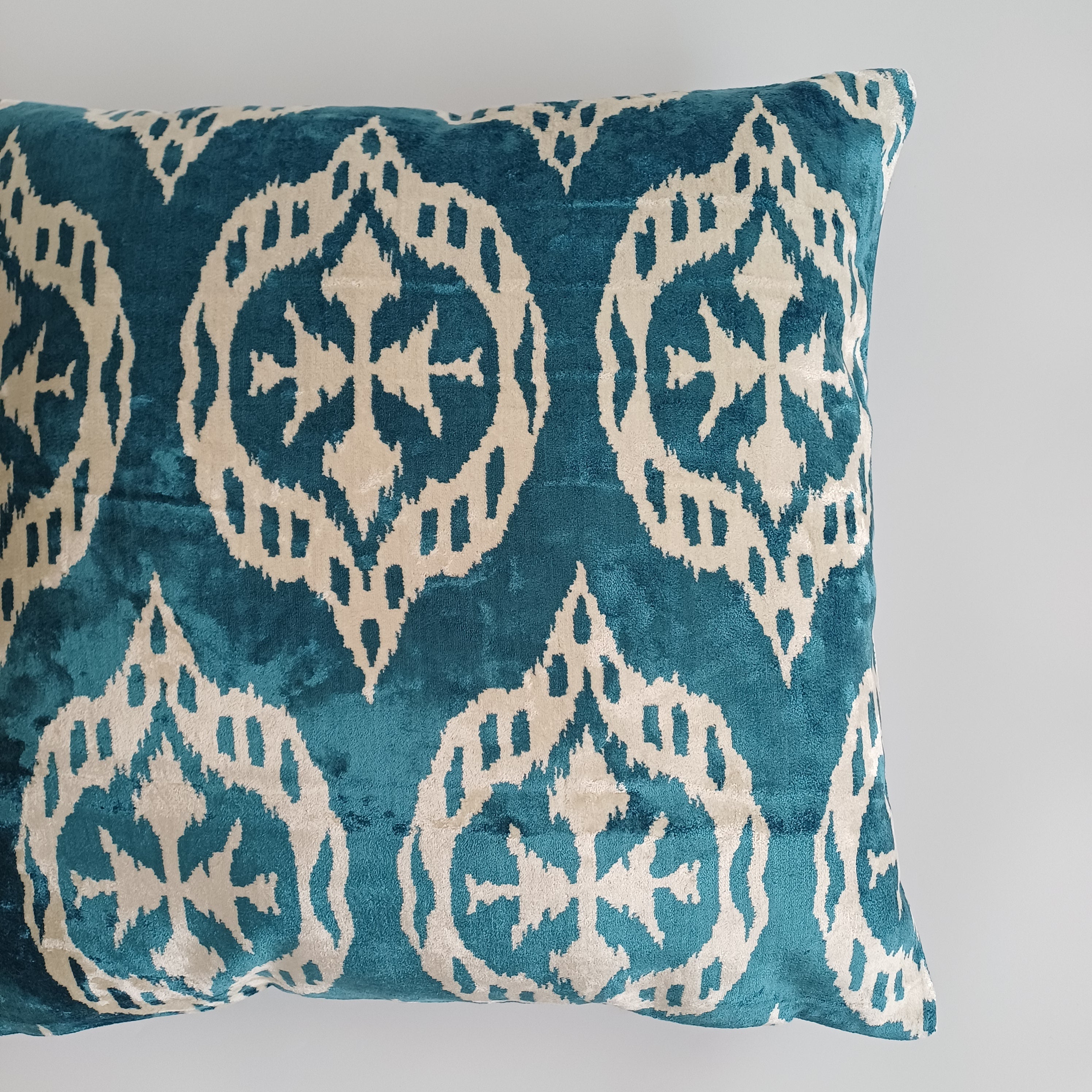Turquoise Silk Ikat Velvet Cushion Cover 20''x20'' / 50x49 CM