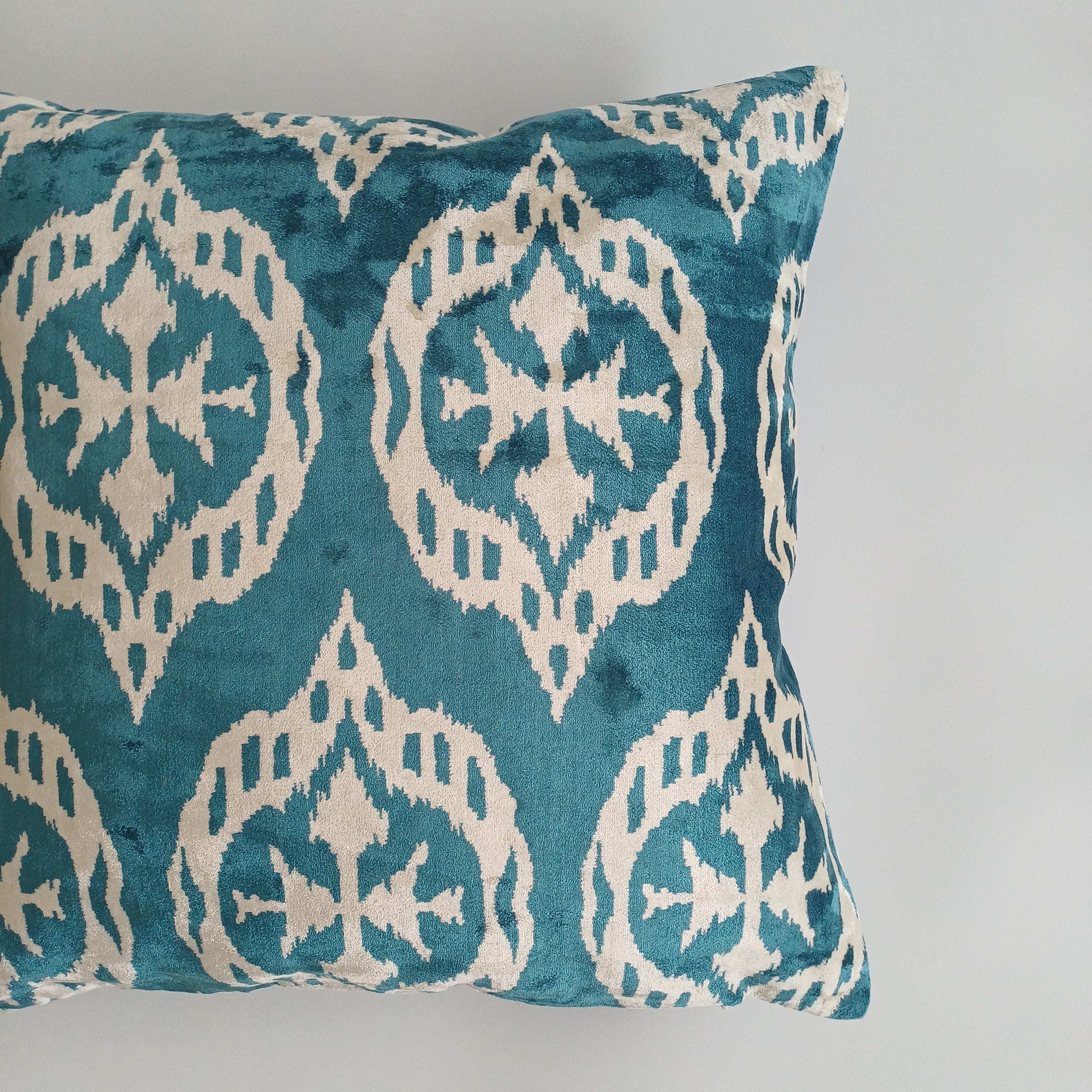 Turquoise Silk Ikat Velvet Cushion Cover 20''x20'' / 50x50 CM
