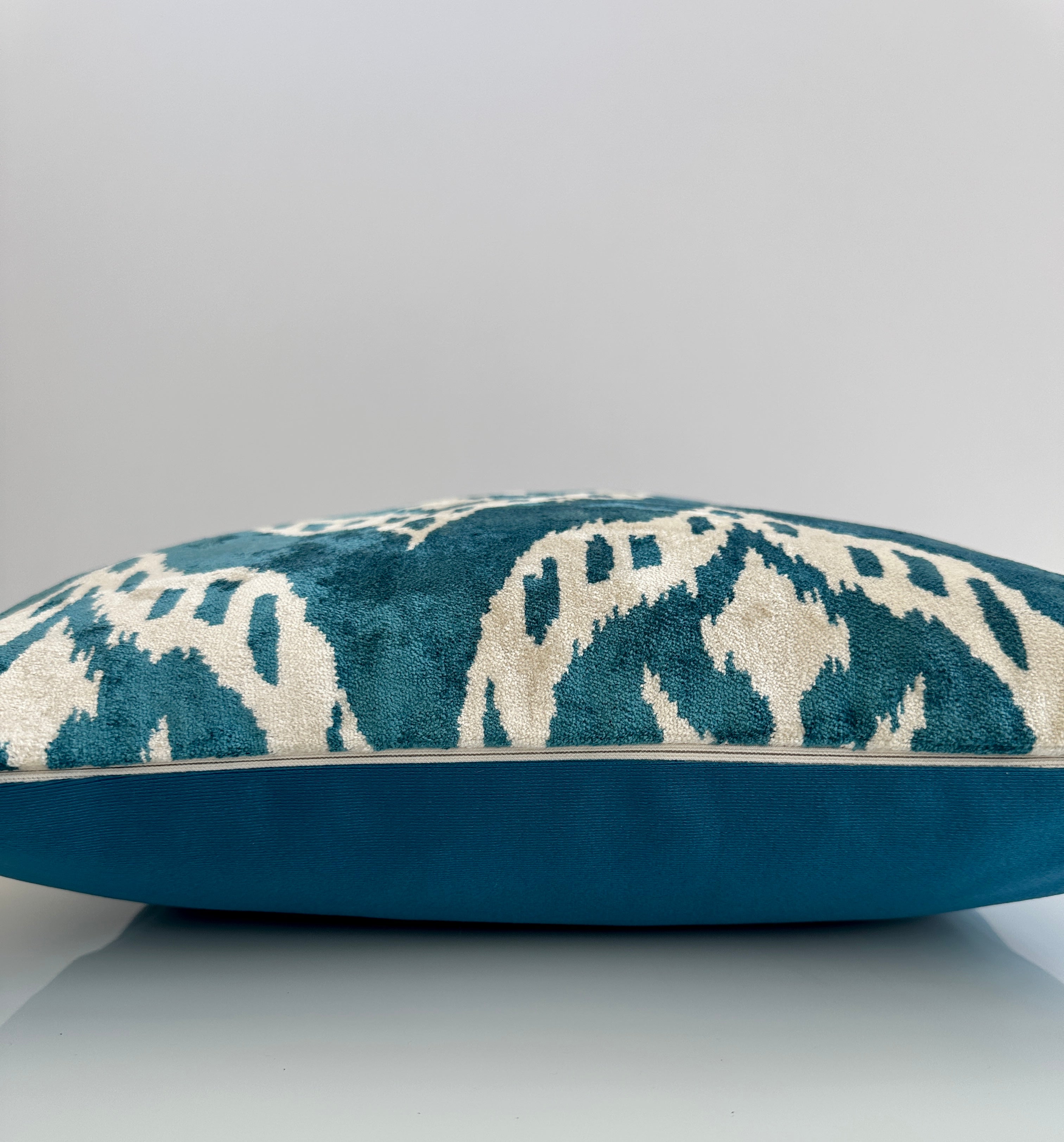 Turquoise Silk Ikat Velvet Cushion Cover 20''x20'' / 50x50 CM