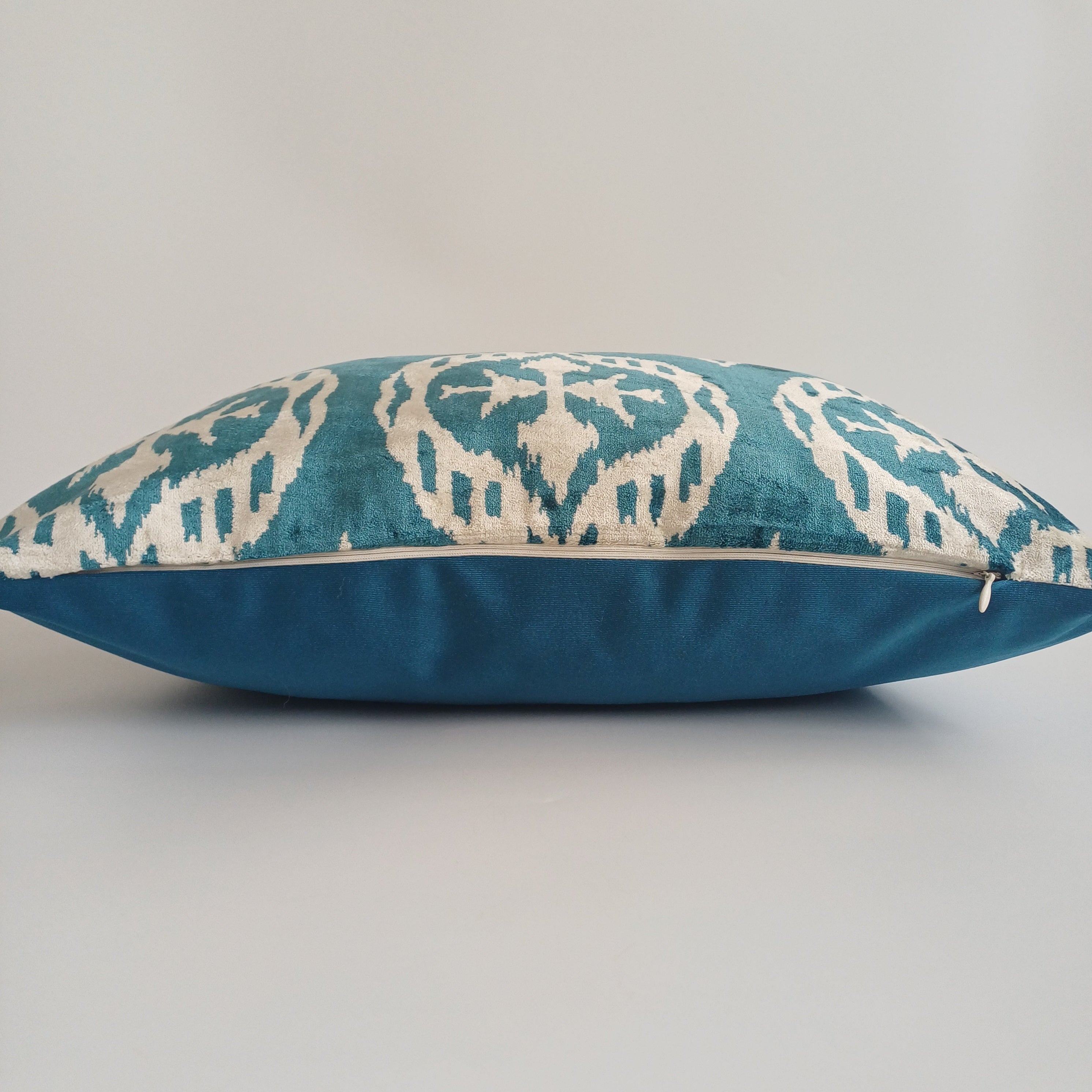 Turquoise Silk Ikat Velvet Cushion Cover 20''x20'' / 50x50 CM