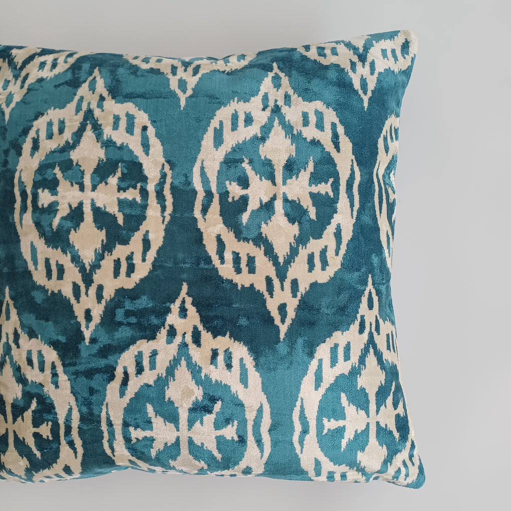 Turquoise Silk Ikat Velvet Cushion Cover 20''x20'' / 50x49 CM