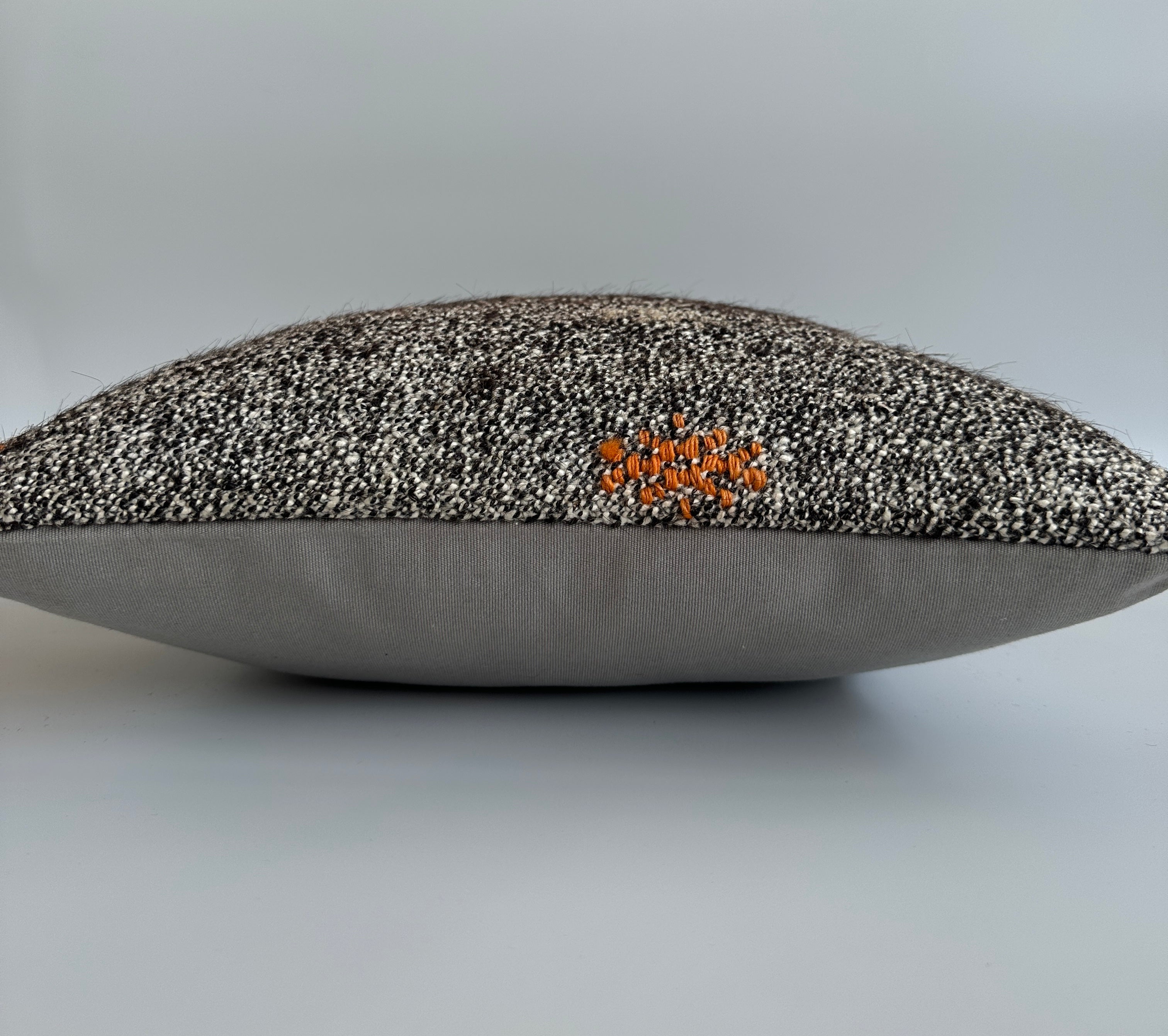 Handmade Cushion Cover Cover 16''x16'' / 40x39 CM