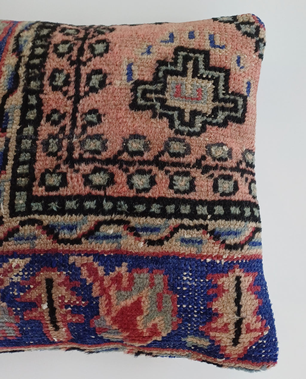 Handmade Carpet Cushion Cover 16''x16'' / 40x40 CM