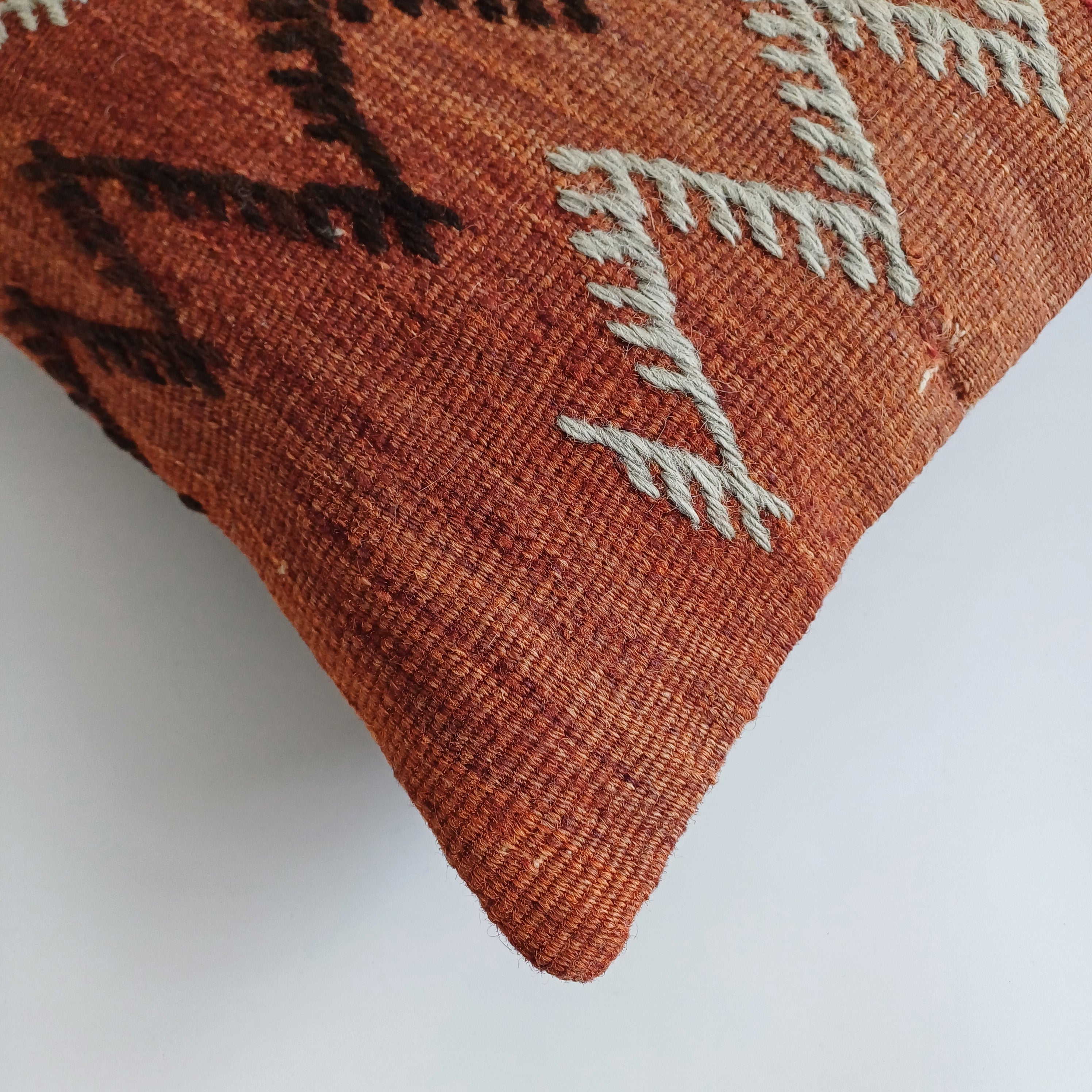 Vintage Cushion Cover 16''x16'' / 40x40 CM