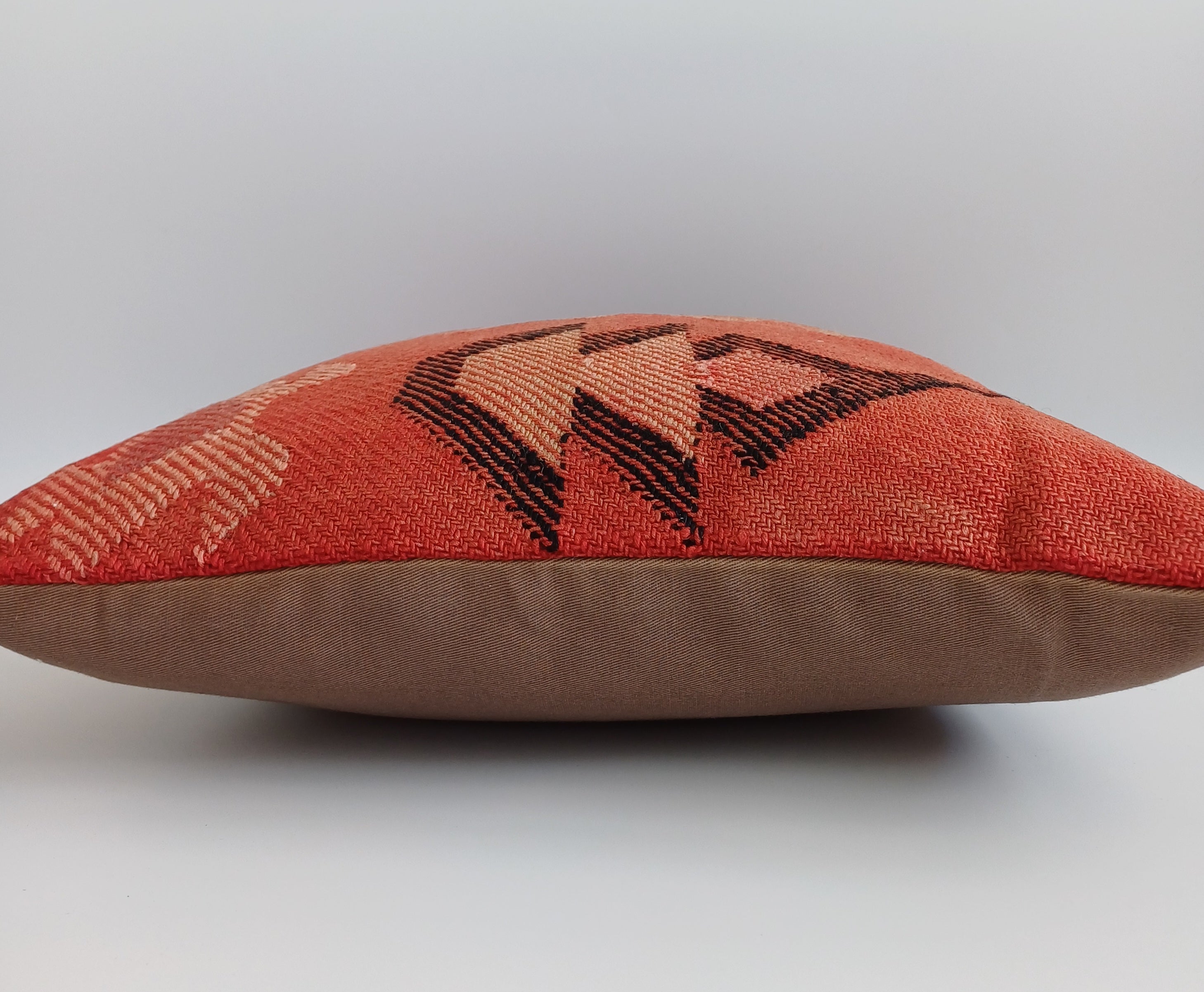 Red Vintage Cushion Cover 16''x16'' / 40x40 CM