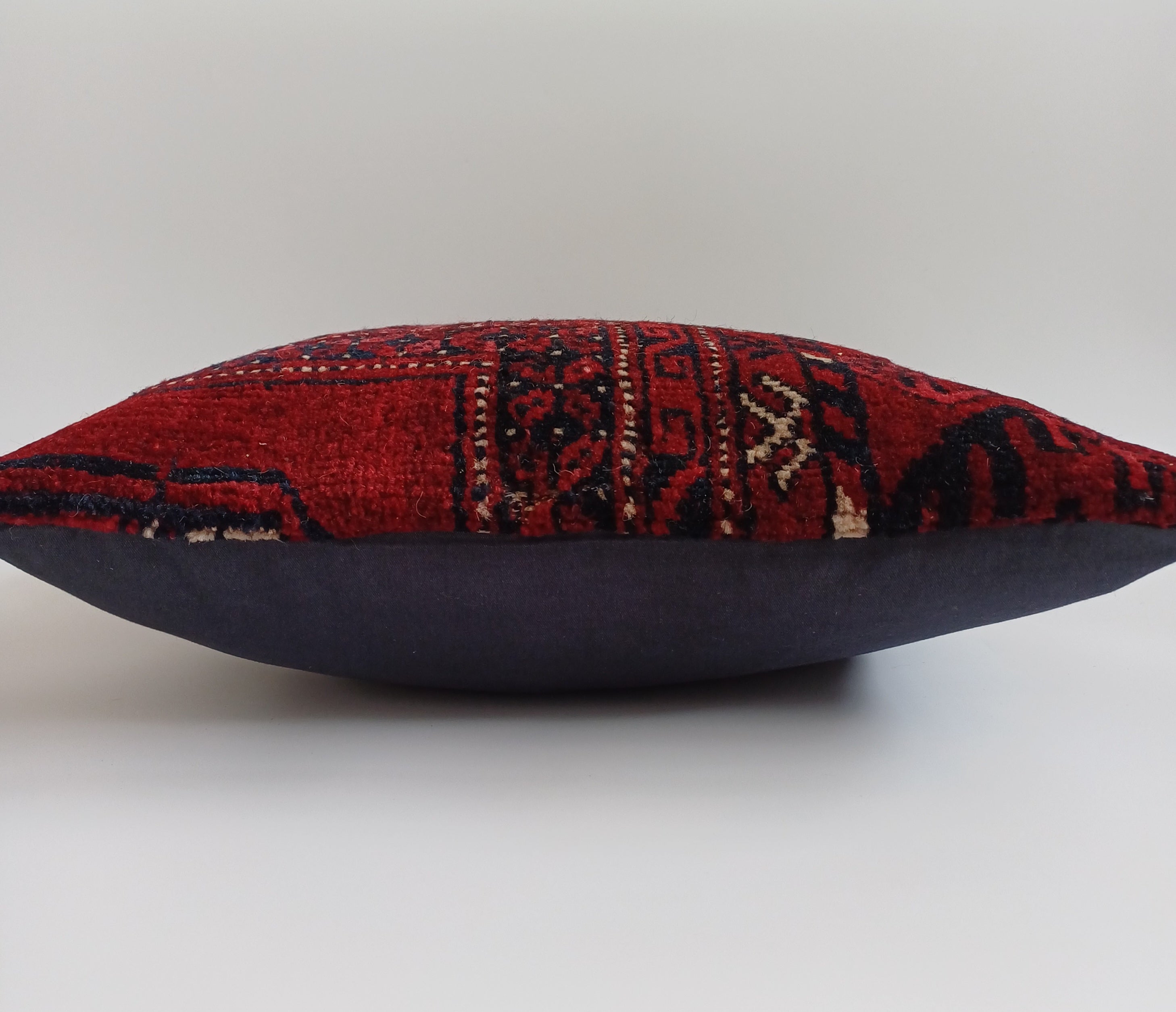 Red Vintage Cushion Cover 16''x16'' / 40x40 CM