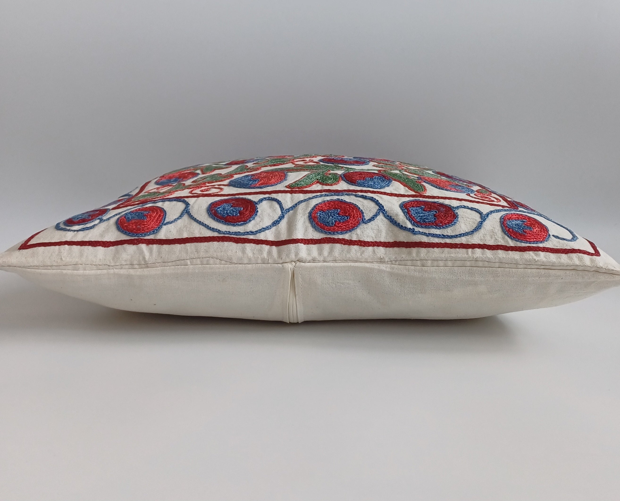 Hand Embroidered Multicolour Uzbek Suzani Cushion Cover 18''x16'' / 45x42 CM